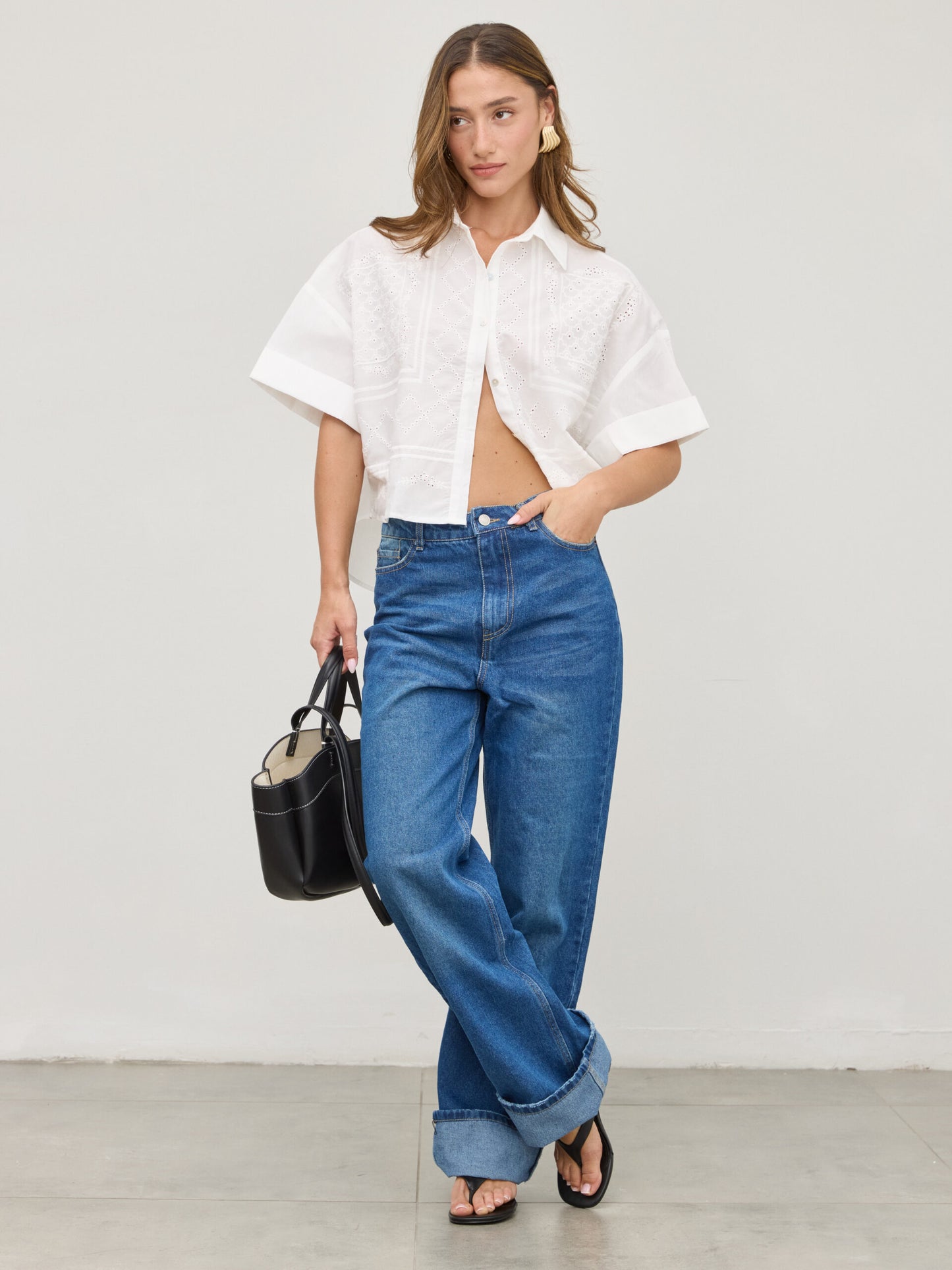 חולצת תחרה מכופתרת ואל | לבן