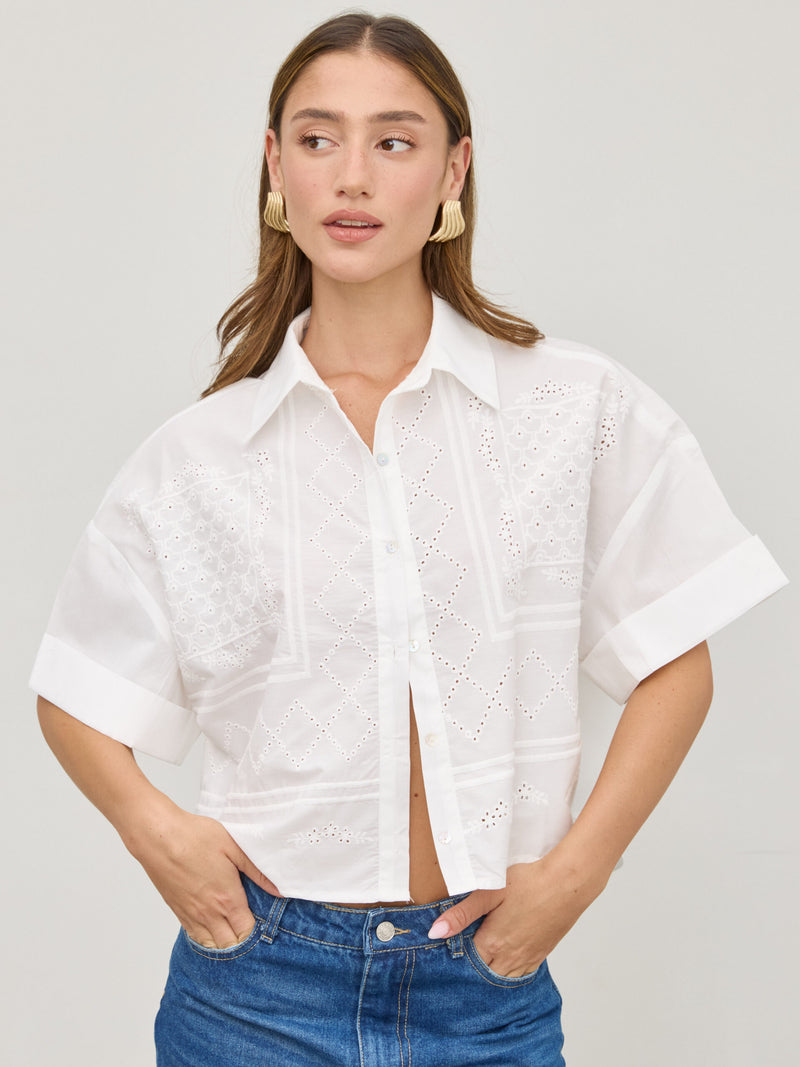 חולצת תחרה מכופתרת ואל | לבן