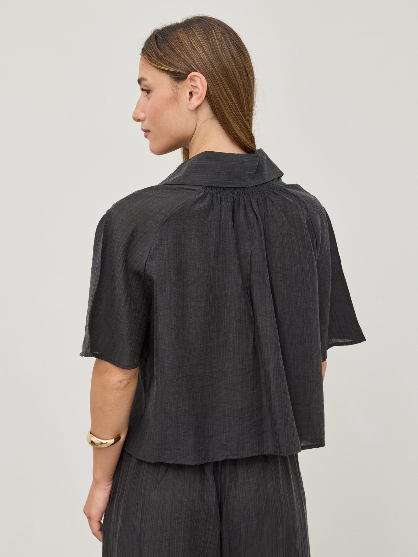 חולצה מכופתרת נואר | שחור