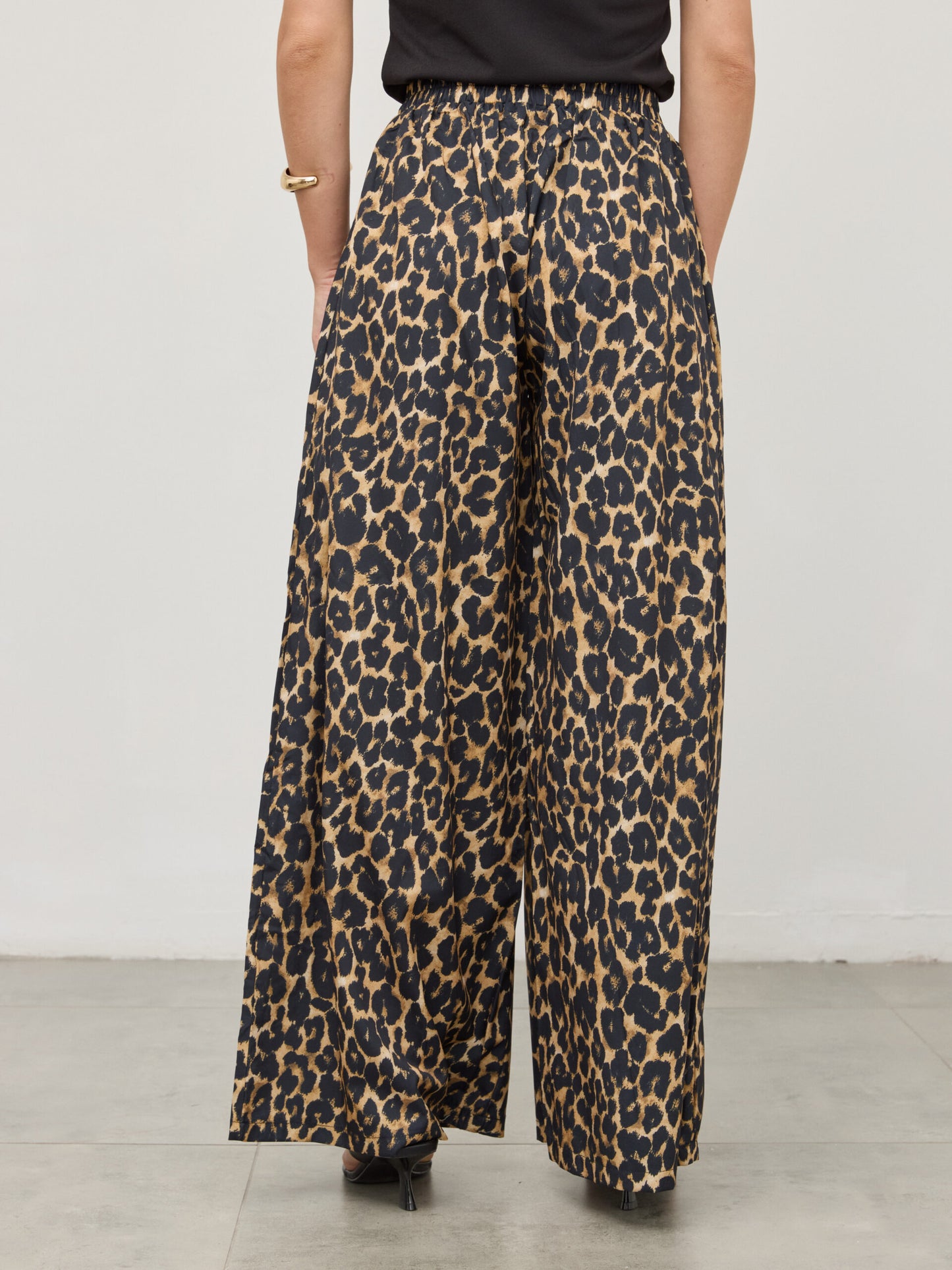 מכנסיים ארוכים הדפס מנומר דונטלה | מנומר