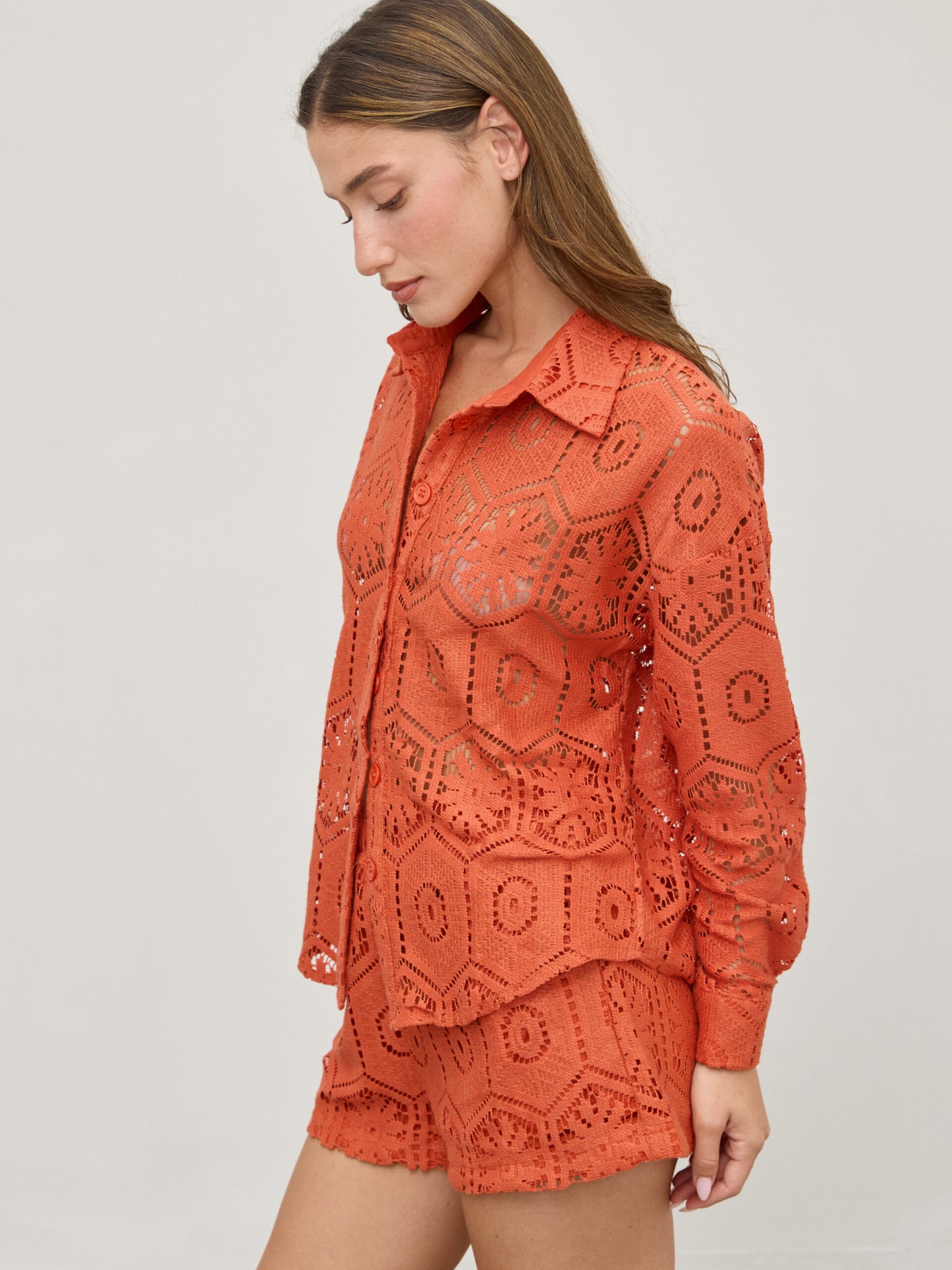 מכנסי תחרה  קצרים דוני | חמרה