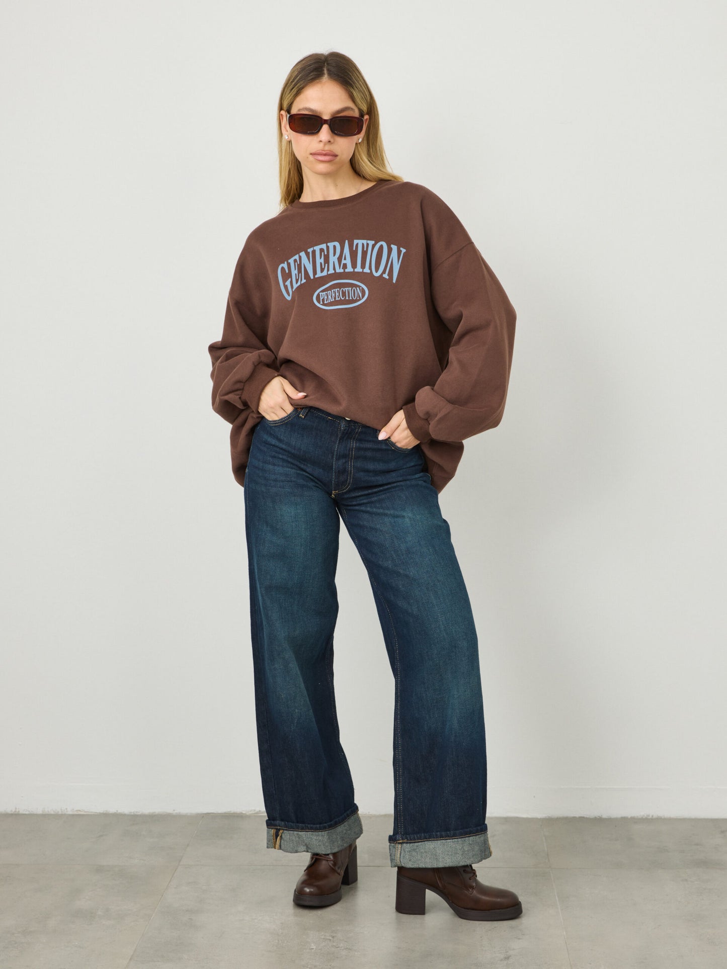 מגפוני עקב שרוכים הולדן | חום