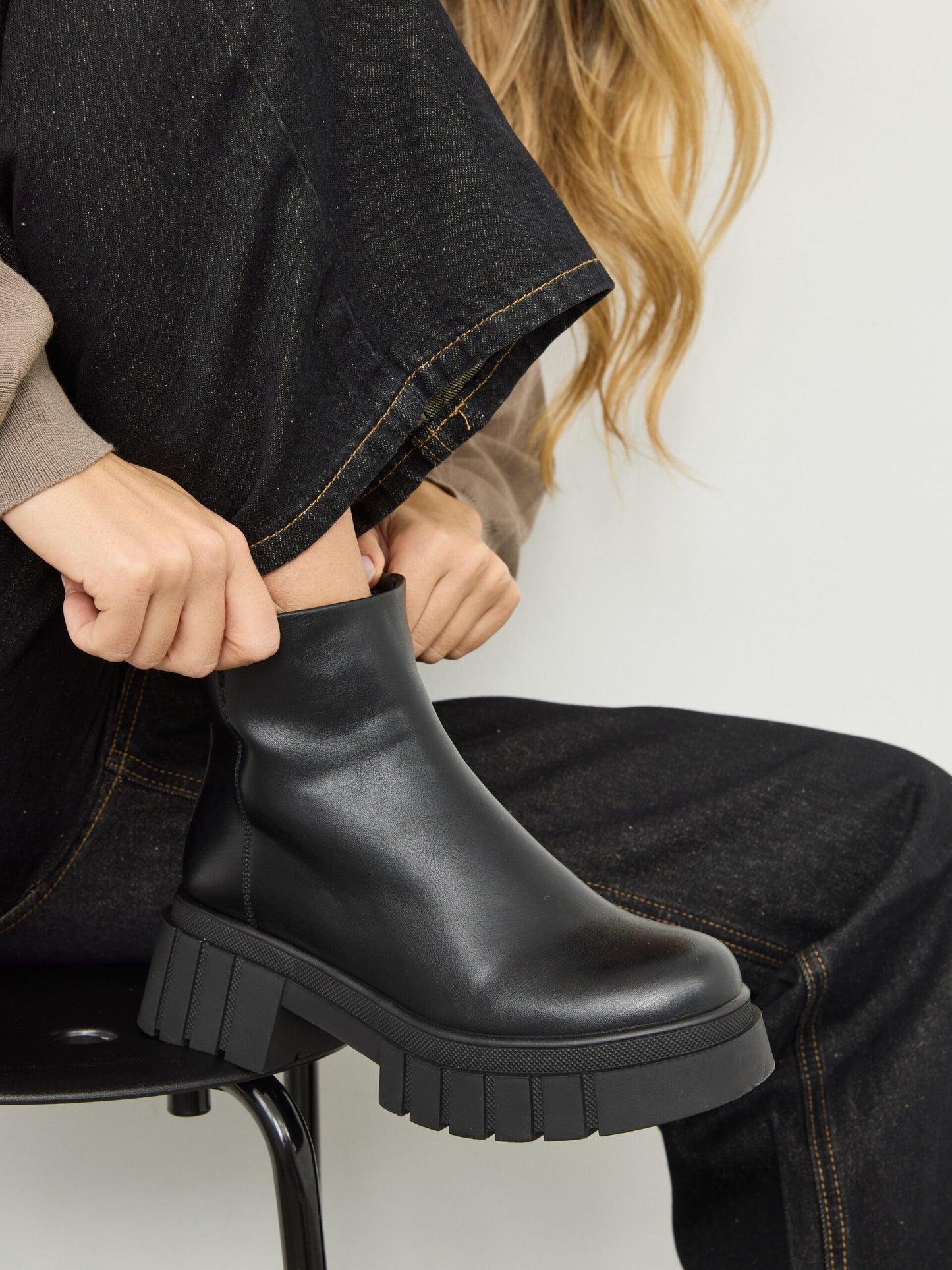 מגפוני סוליית טרקטור אייס | שחור