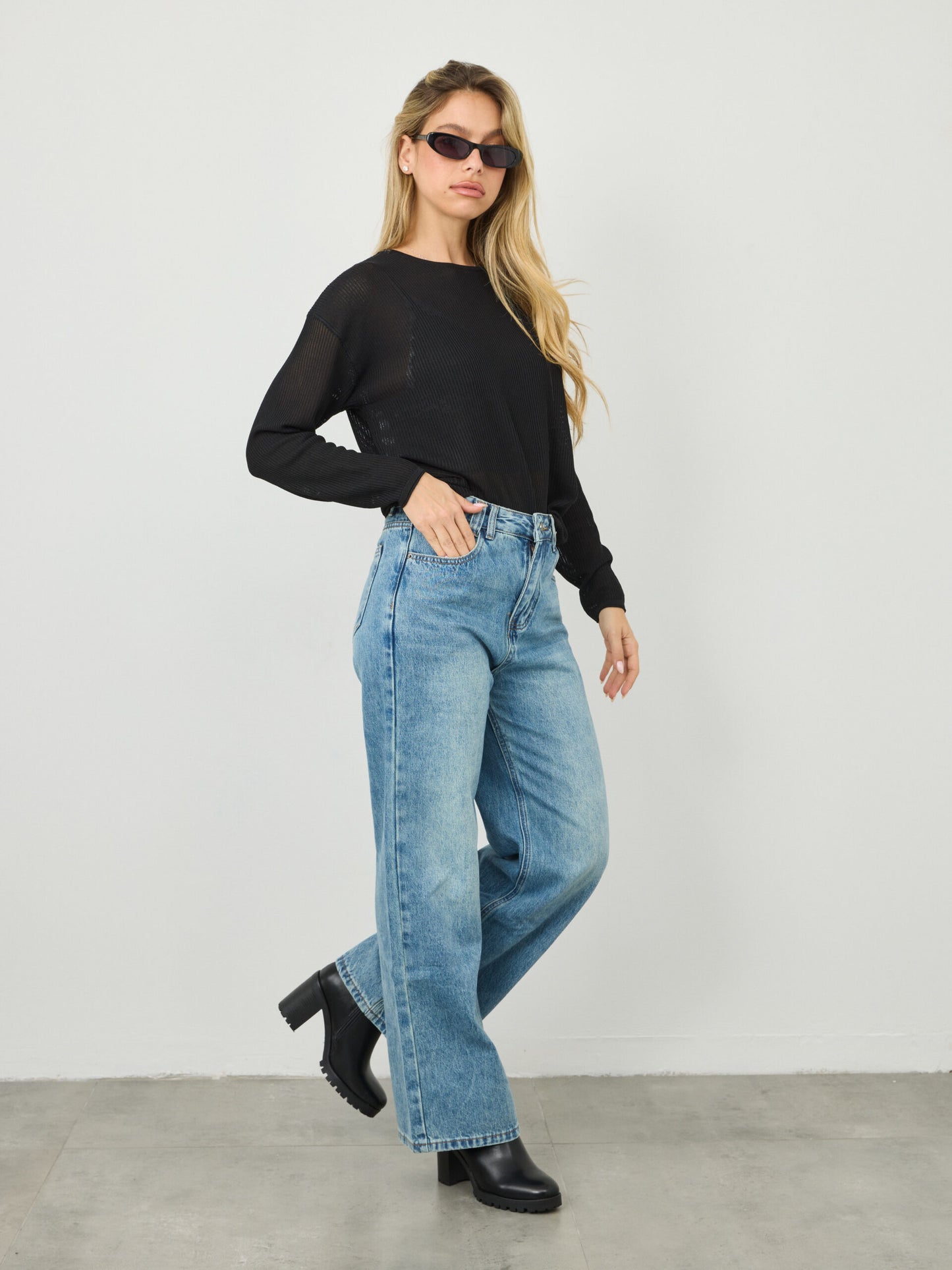 מגפוני עקב סוליית טרקטור דרלין | שחור