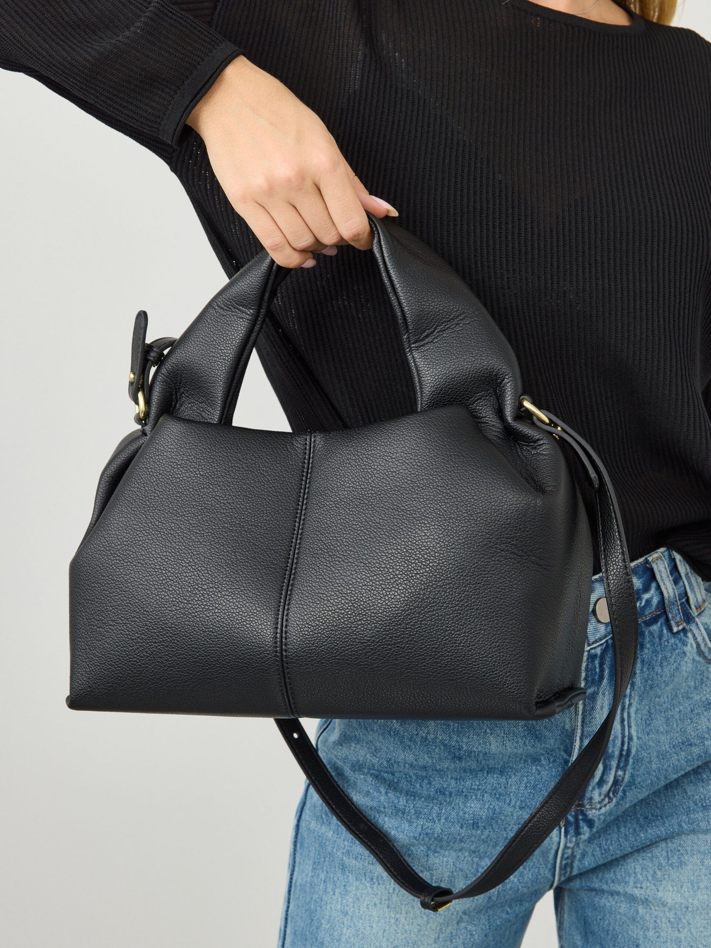 תיק קוני | שחור