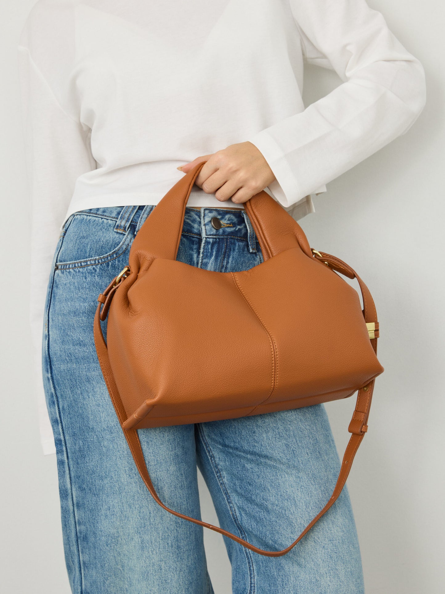 תיק קוני | חום