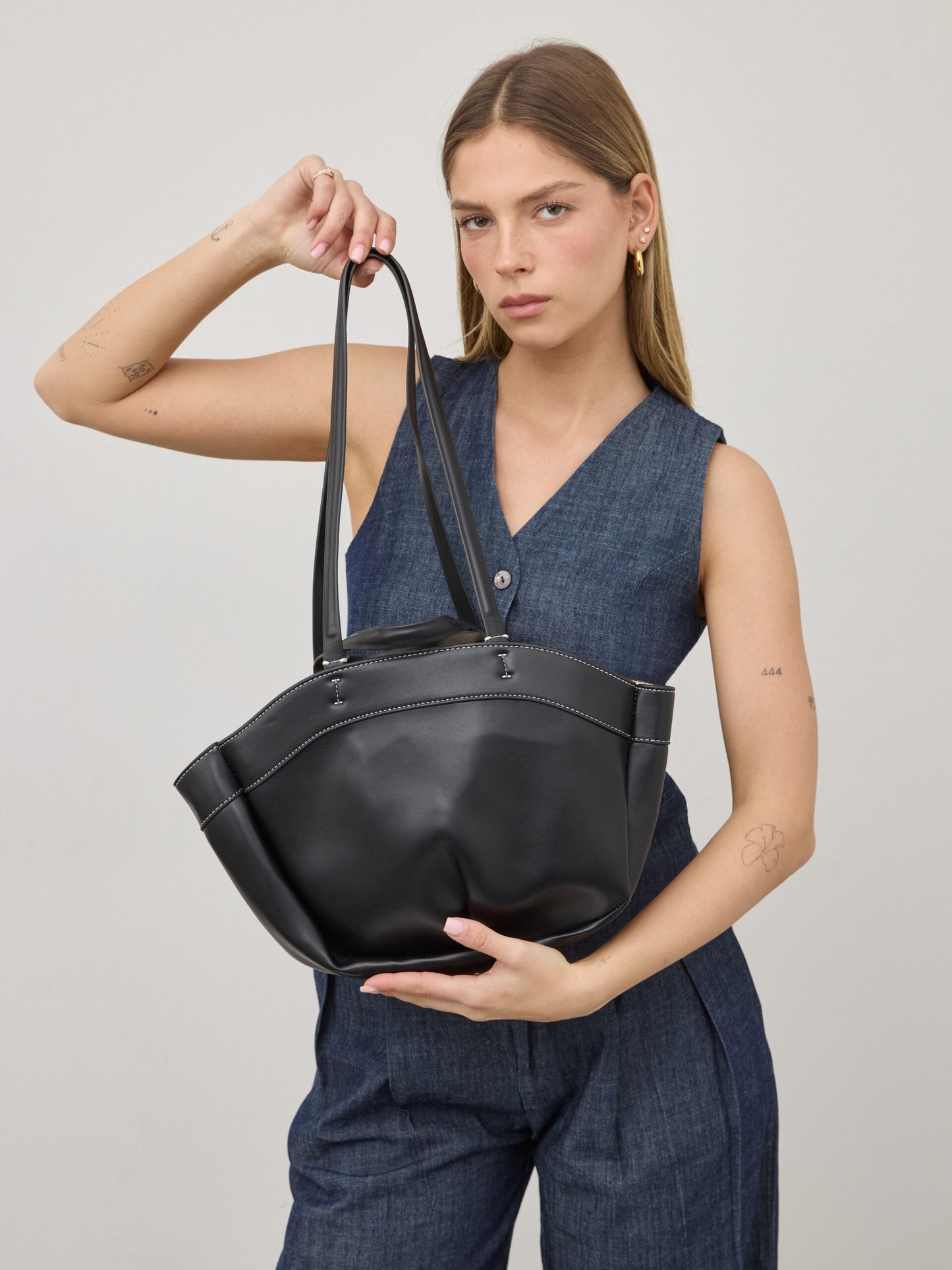 תיק לוסי | שחור