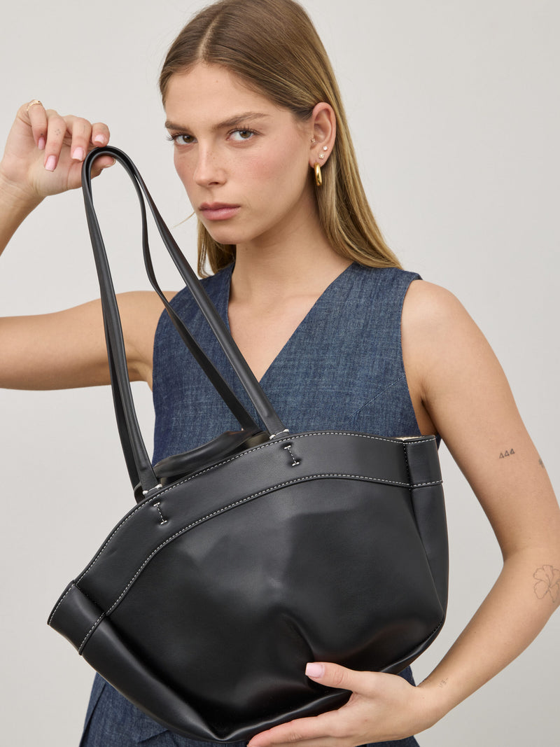 תיק לוסי | שחור