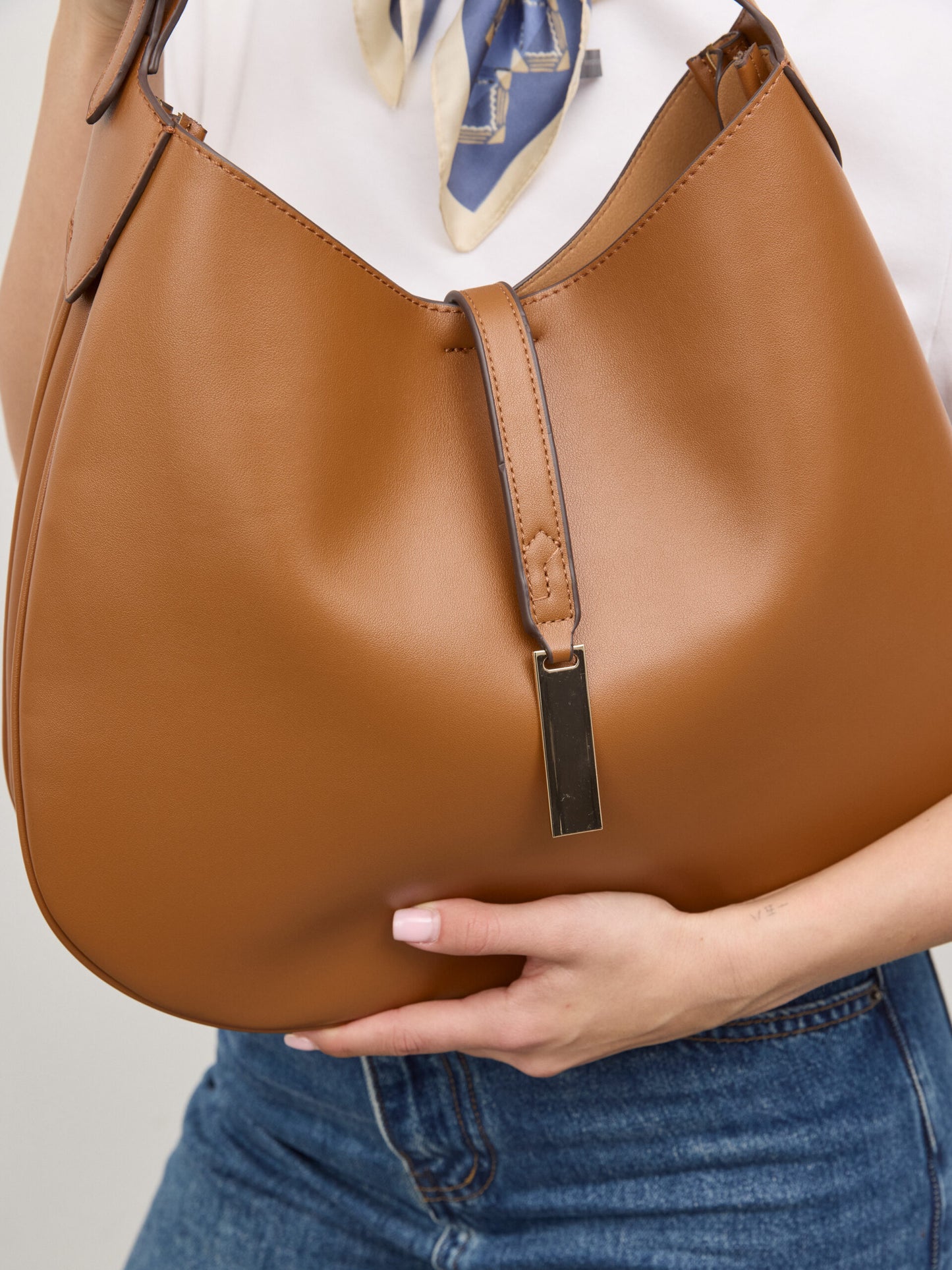 תיק אמילי | חום