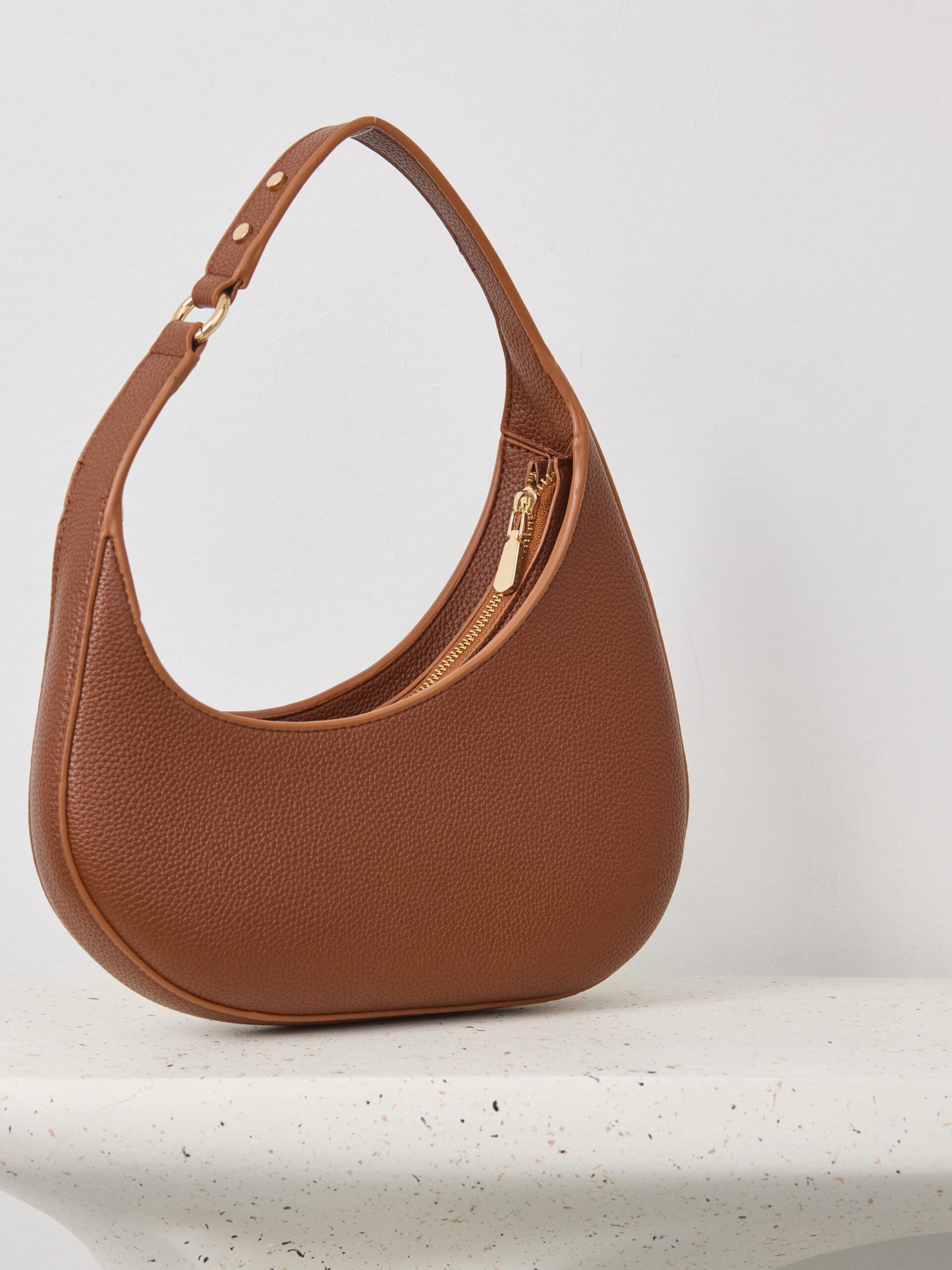 תיק דונה | חום