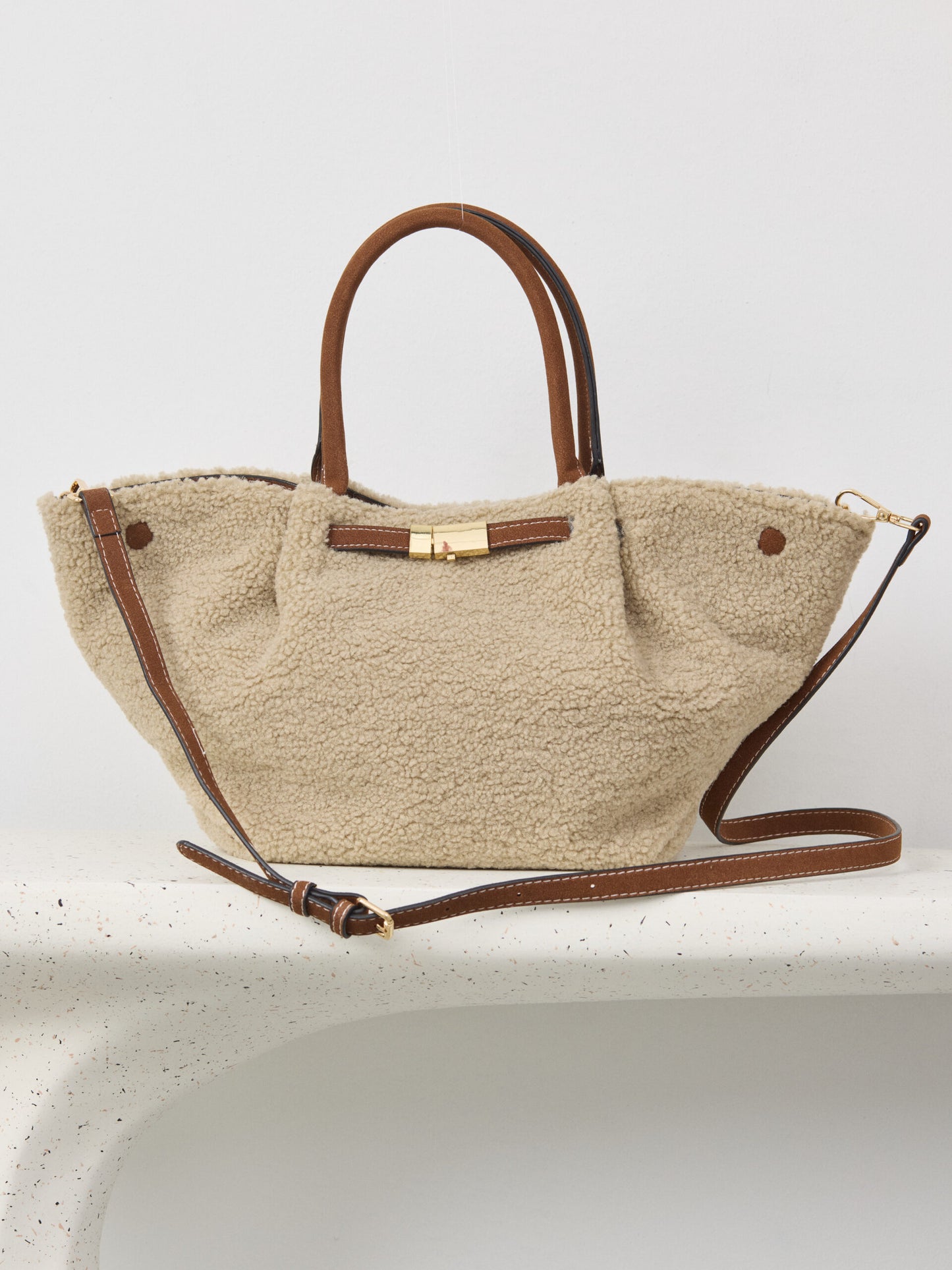 תיק פרווה אדלה | בז'