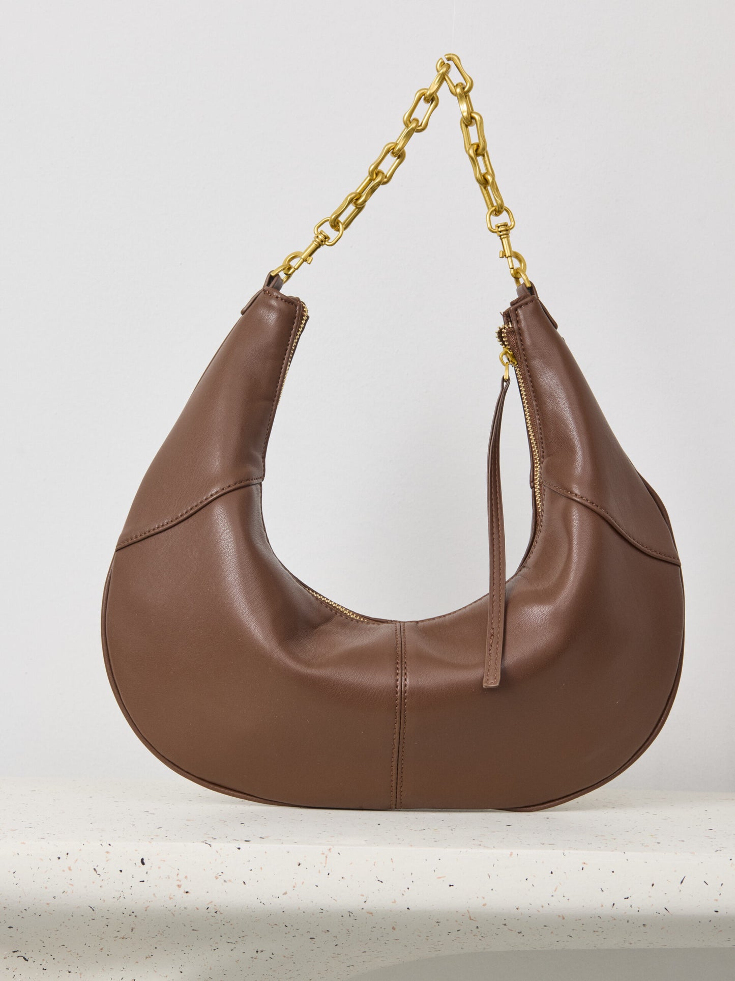 תיק קליירי | חום