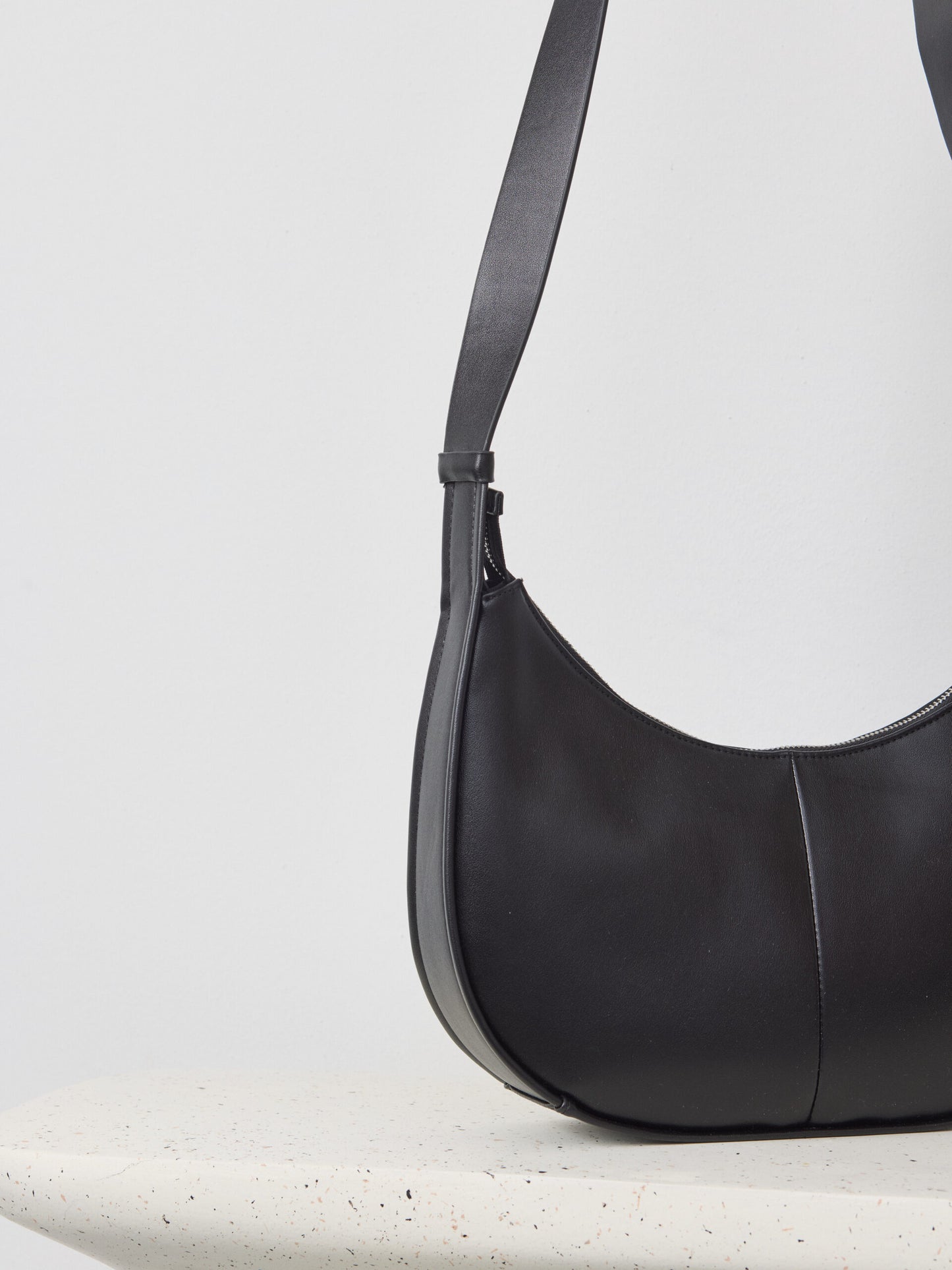 תיק אנה | שחור