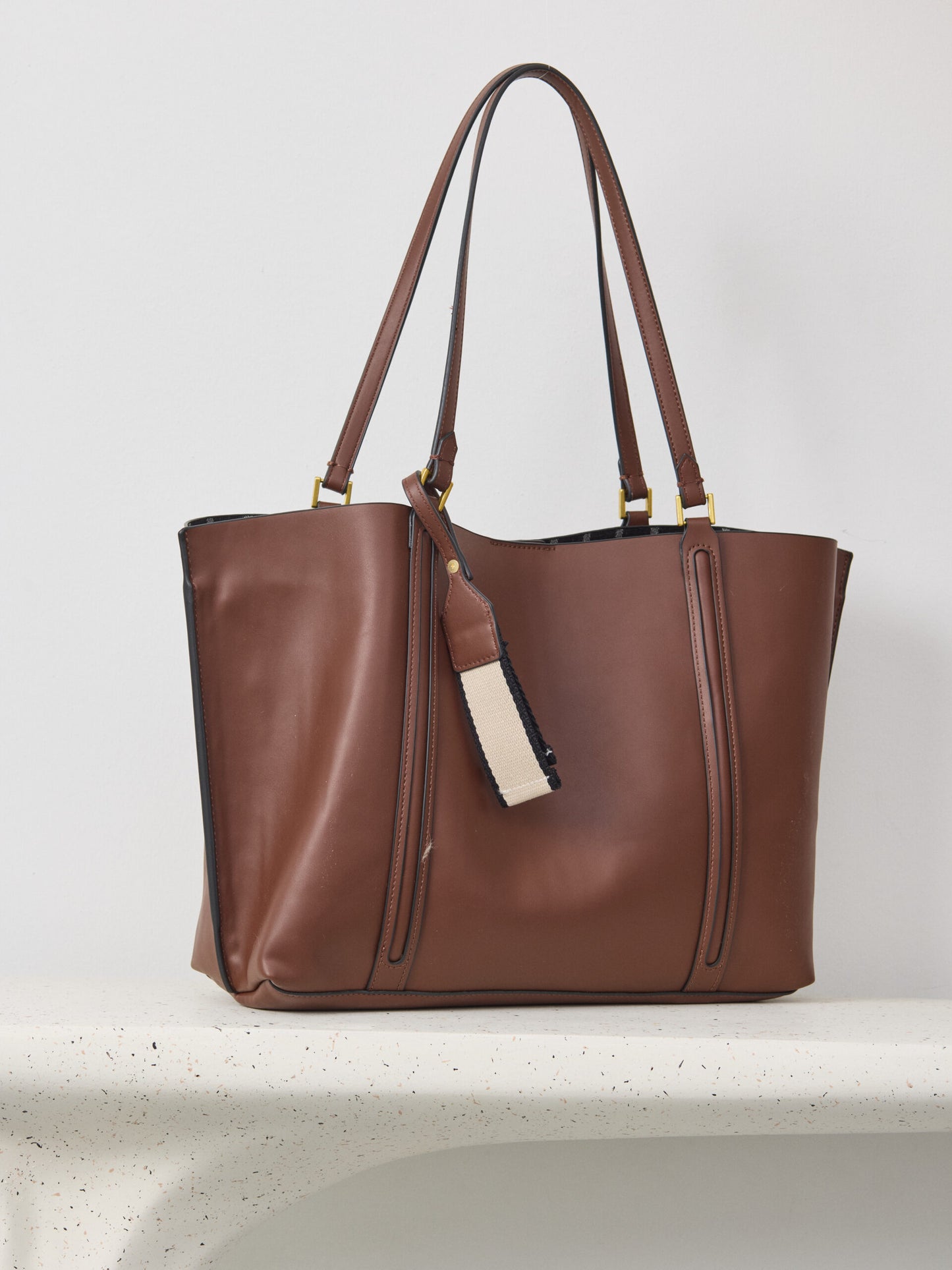 תיק מלאני | חום