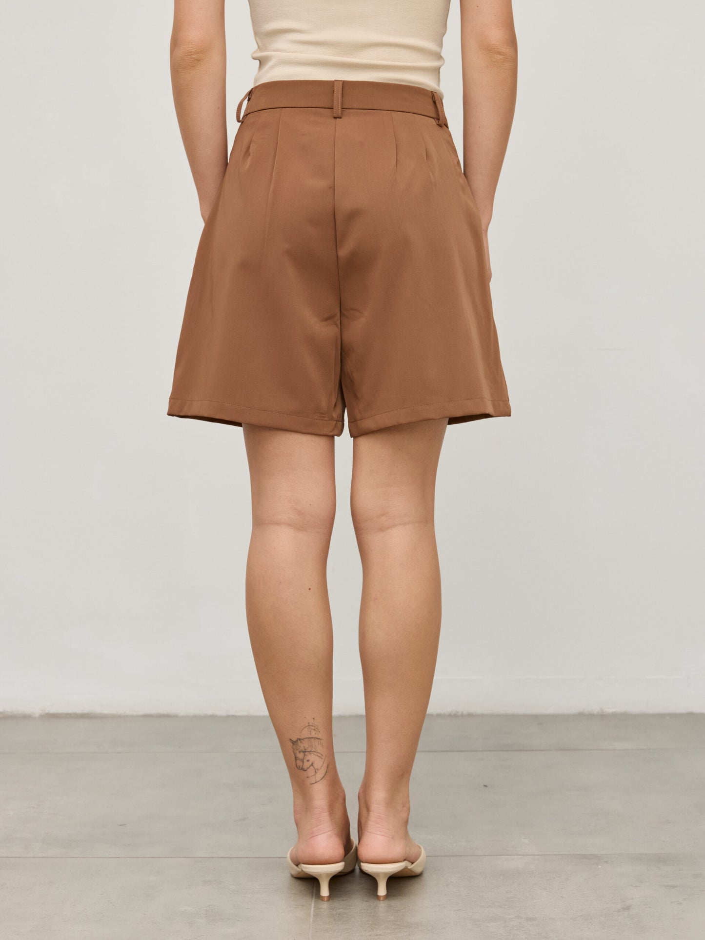 מכנסי ברמודה קיאנו | חום