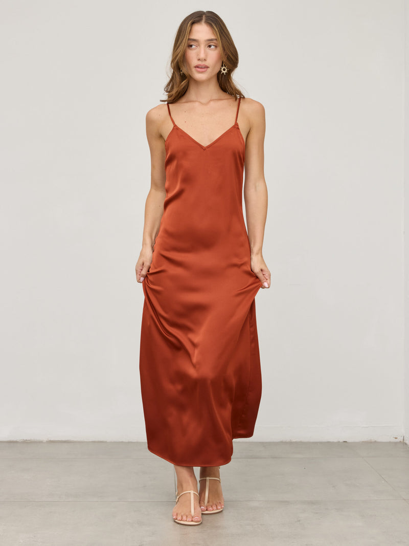 שמלת סאטן מוניקה | חמרה