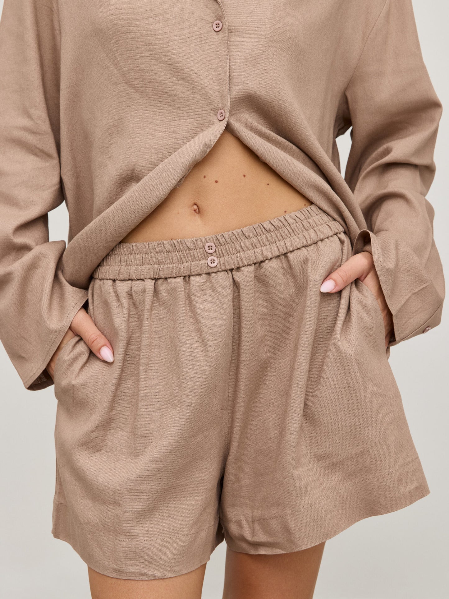 מכנסיים קצרים בלונדי | חום