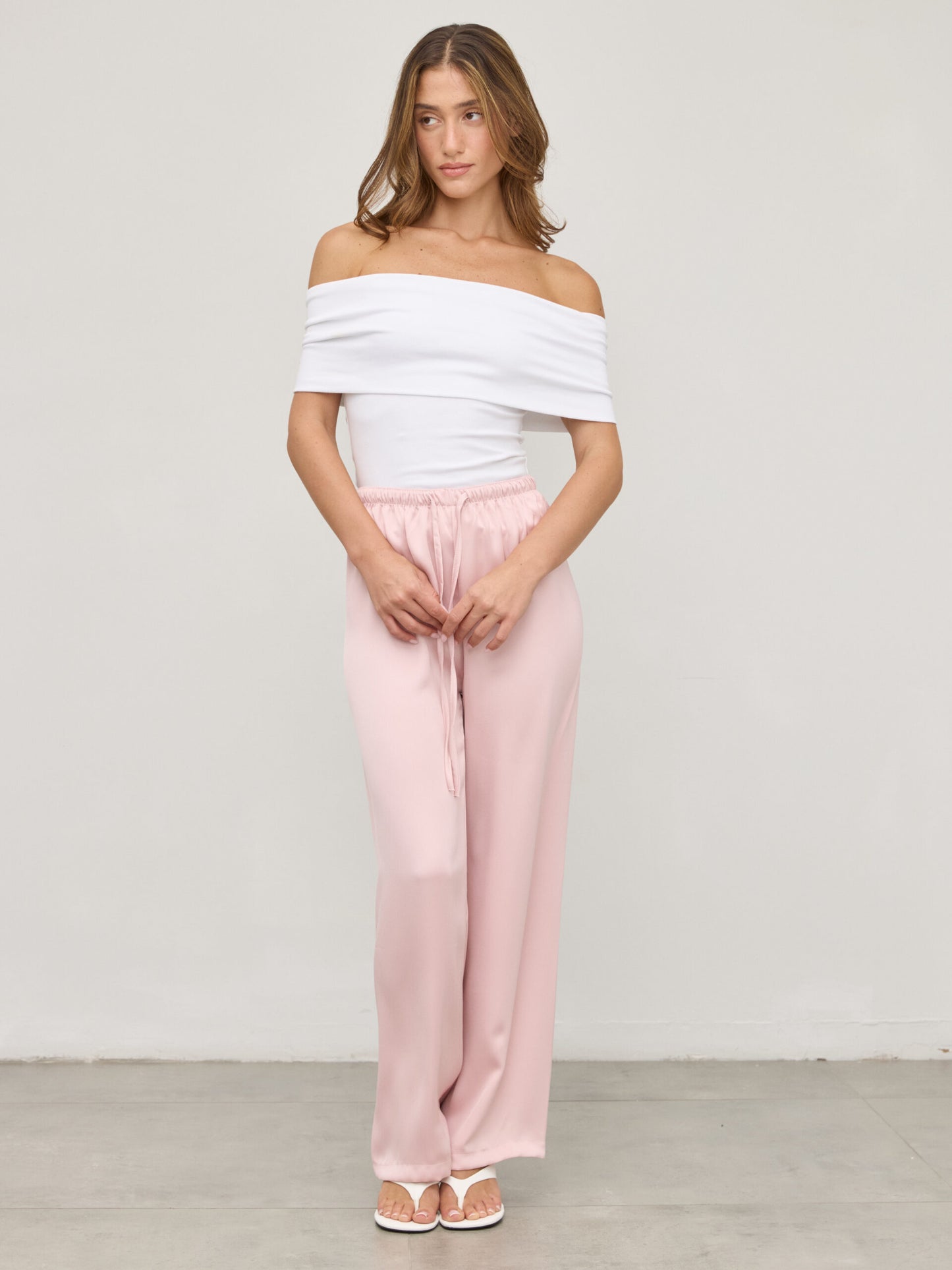 מכנסי סאטן קאי | ורוד