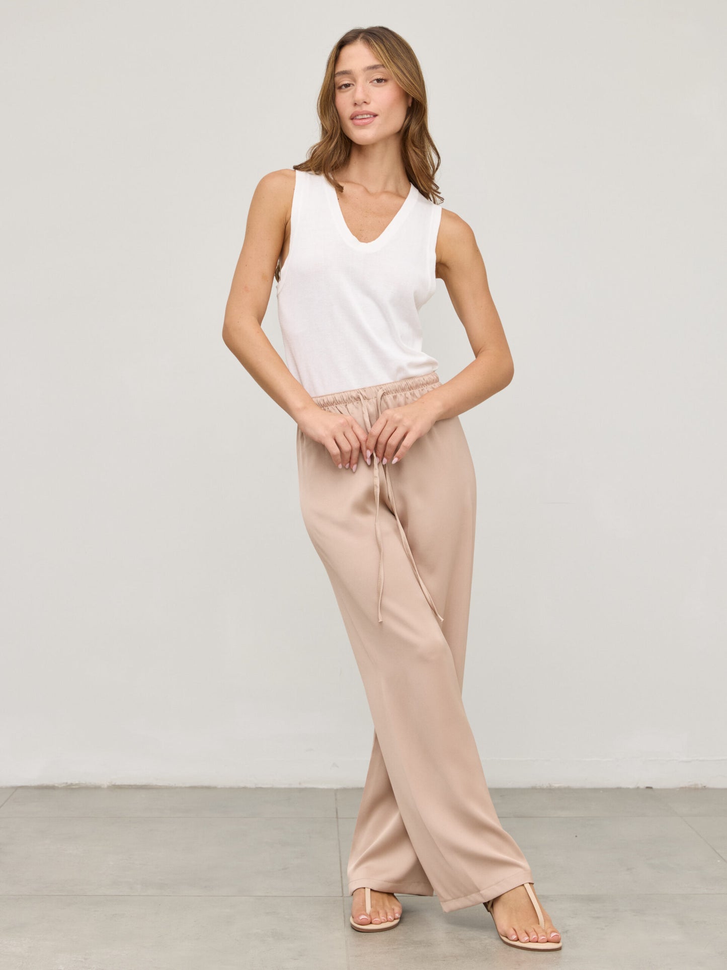 מכנסי סאטן קאי | חאקי