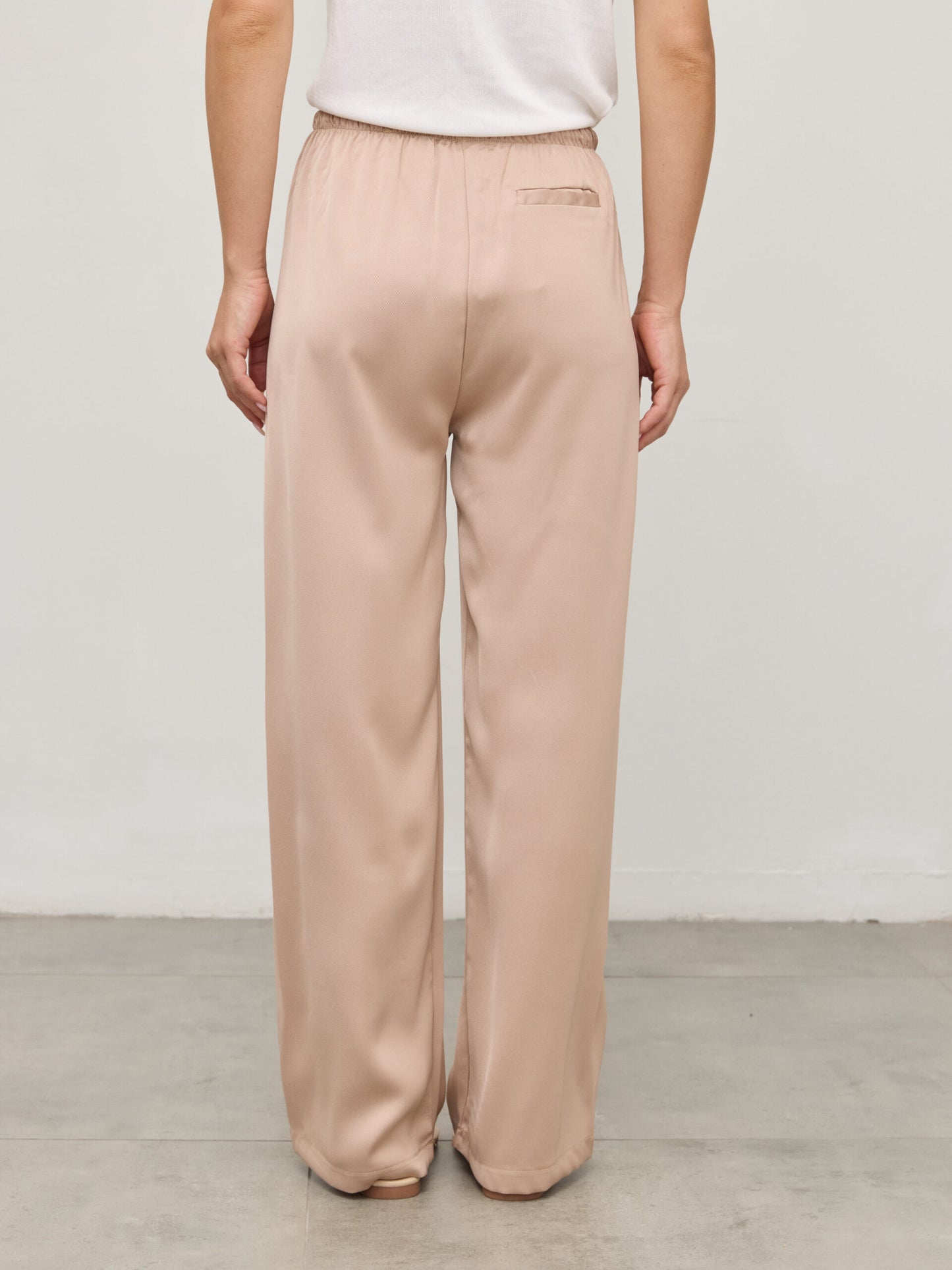 מכנסי סאטן קאי | חאקי