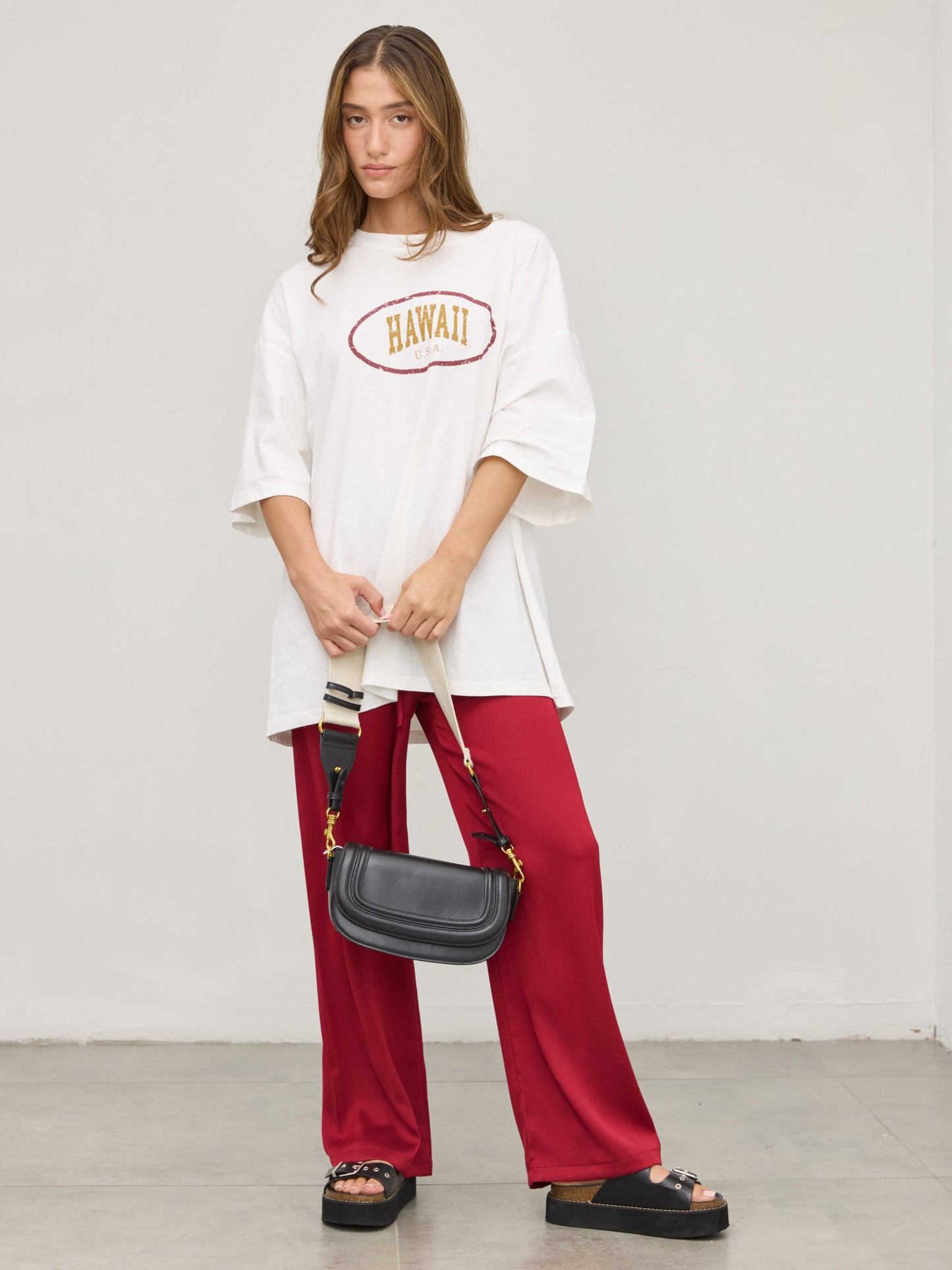 מכנסי סאטן קאי | בורדו