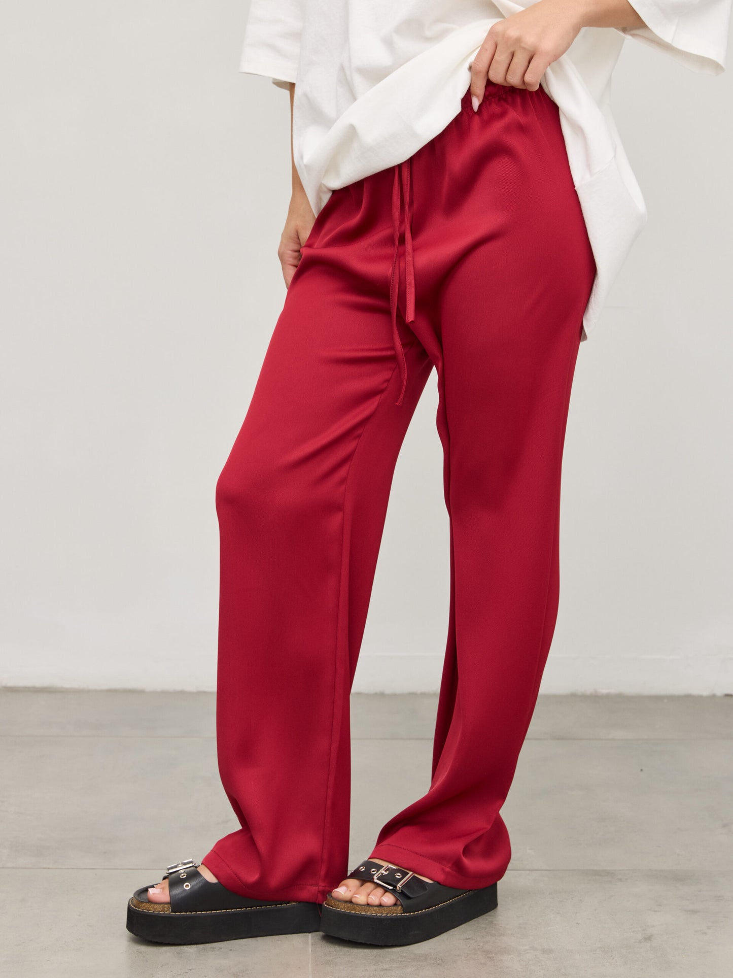 מכנסי סאטן קאי | בורדו