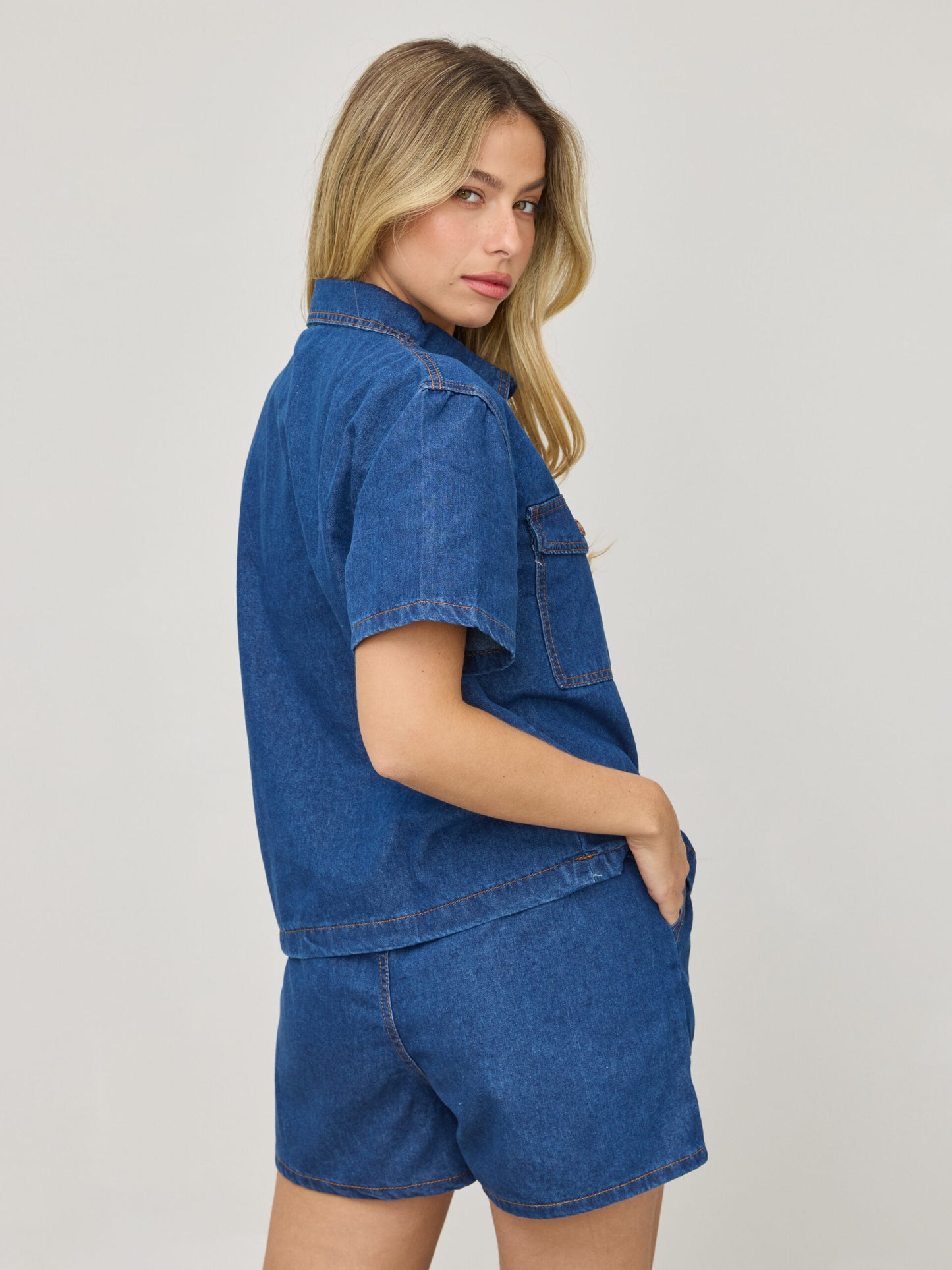 חולצת ג'ינס גייל | כחול