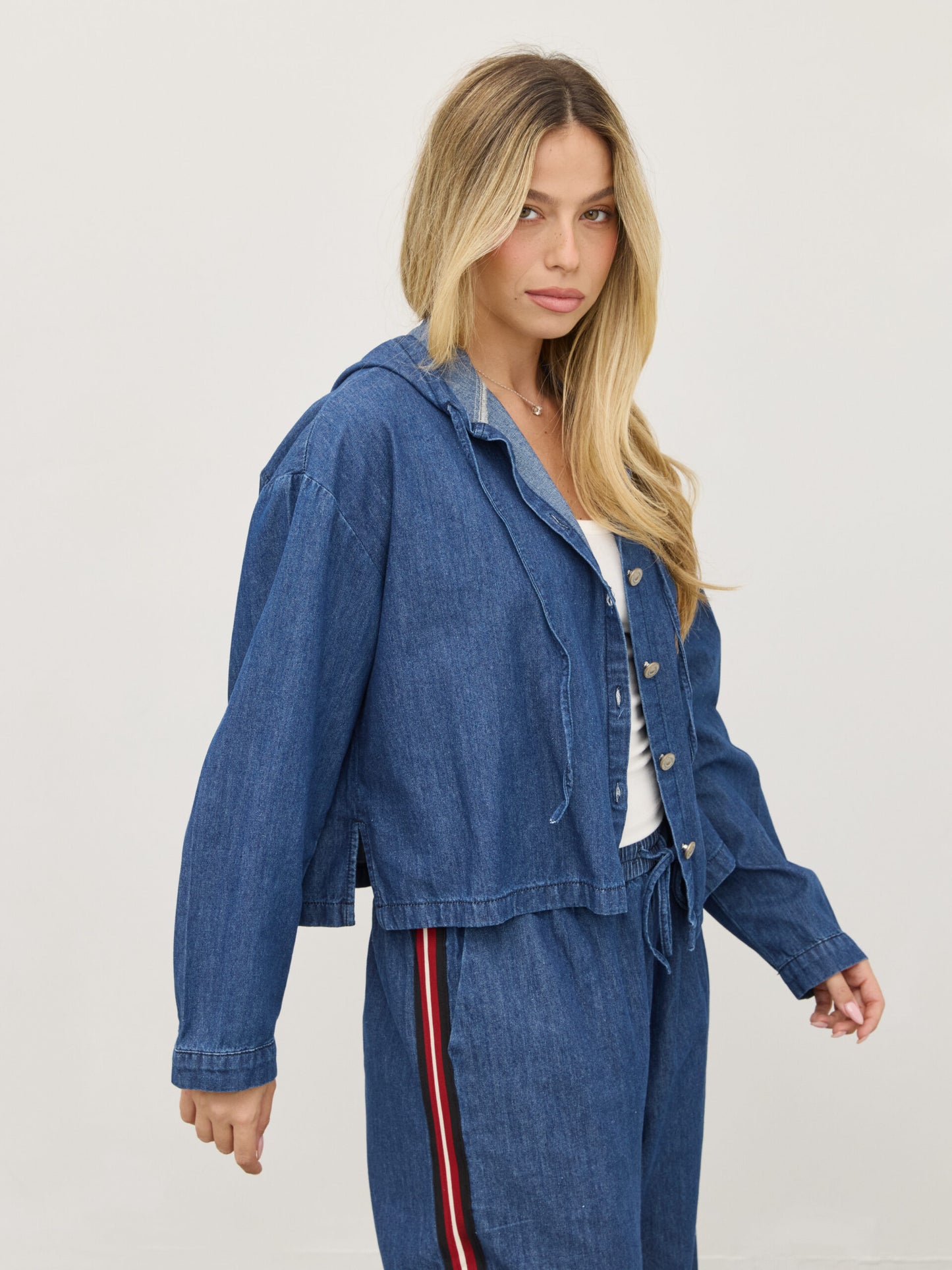 חולצת ג'ינס קפוצ'ון פלינט | כחול