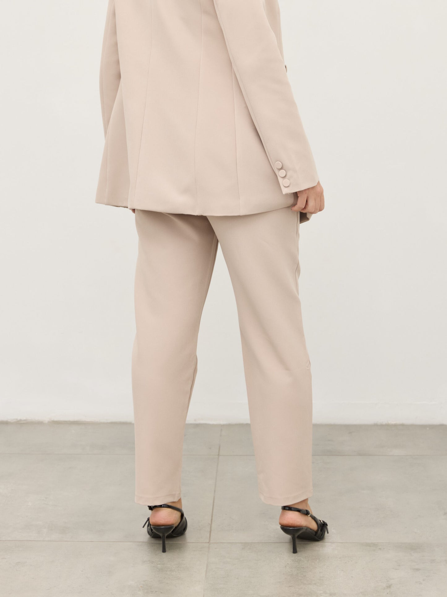 מכנסיים מחוייטים שריל | בז'