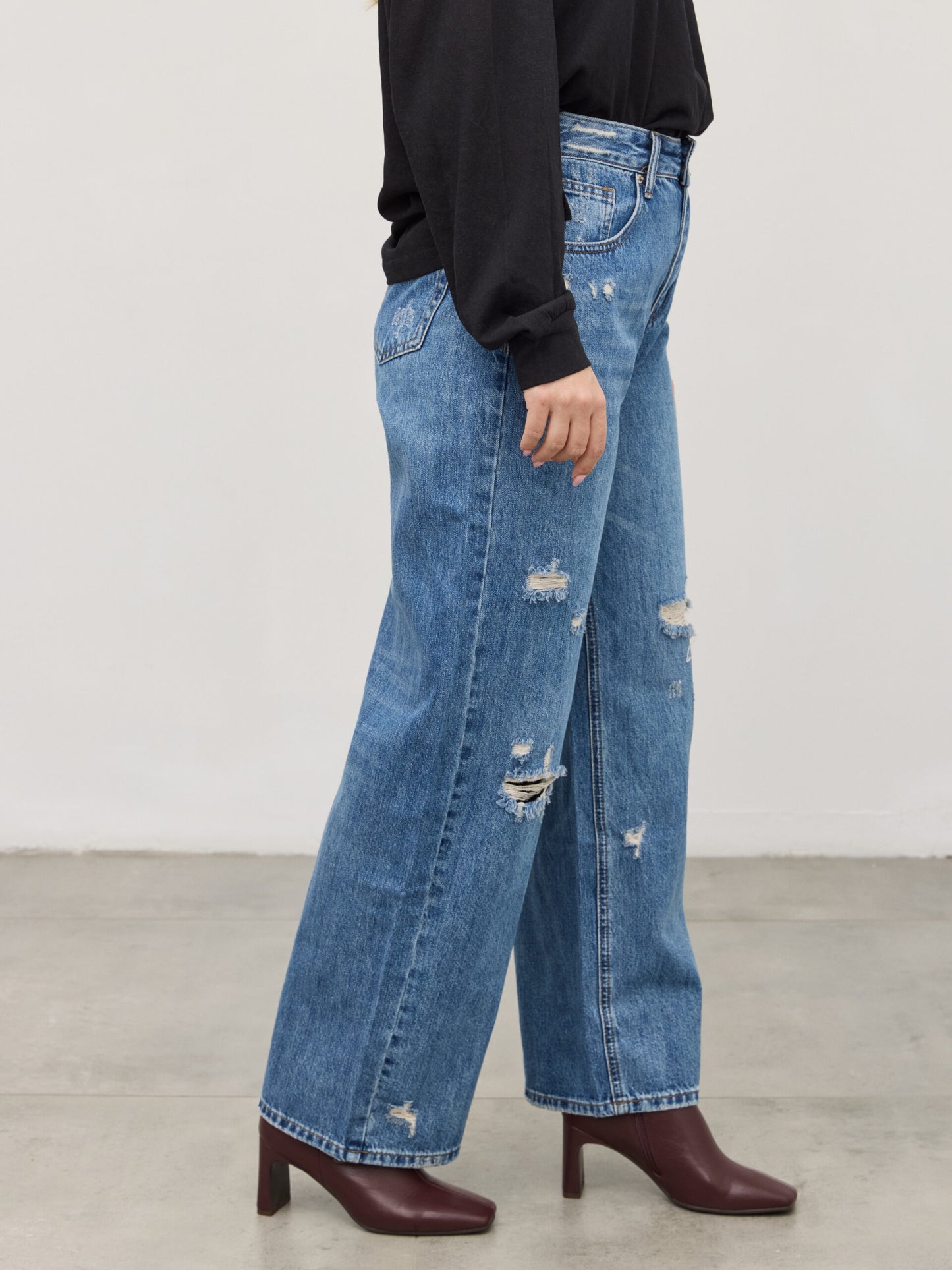 מכנסי ג'ינס קרעים דנבר | כחול