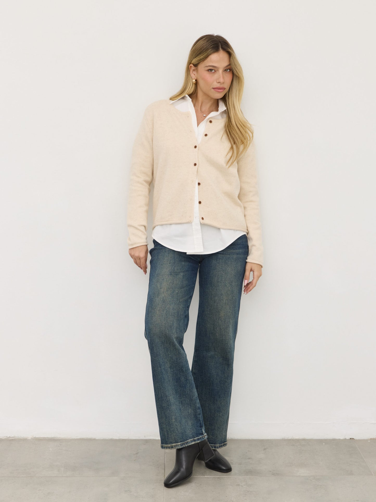 מגפוני עקב מיי | שחור