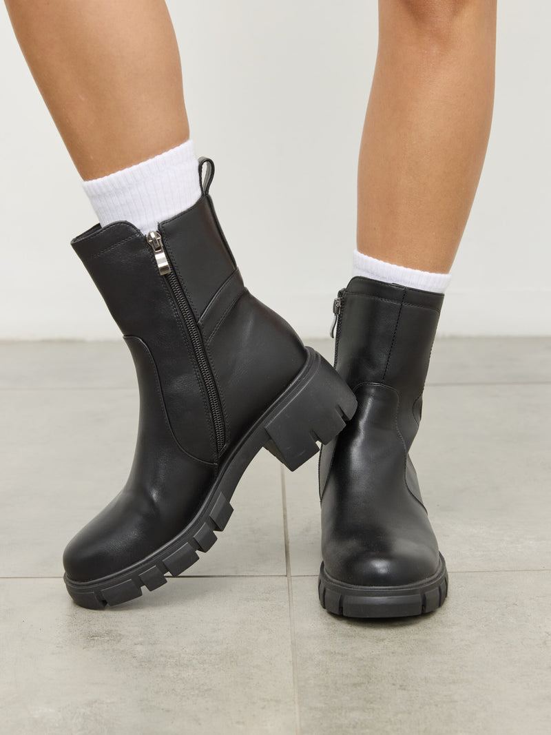 מגפוני טרקטור ג'ינה | שחור