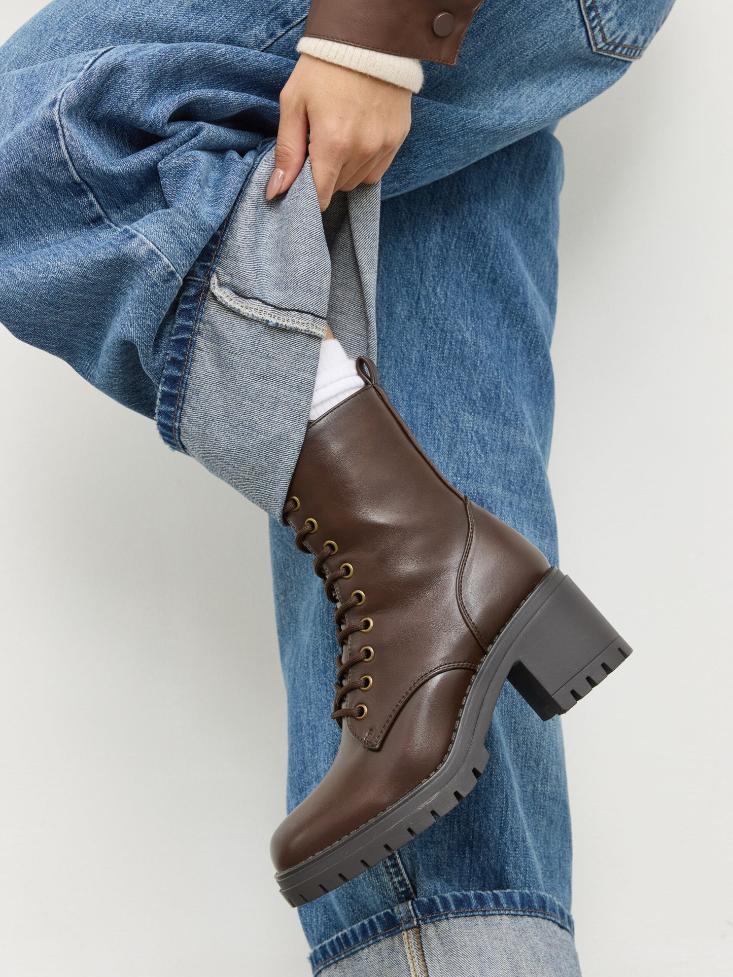 מגפי טרקטור שרוכים אליירה | חום