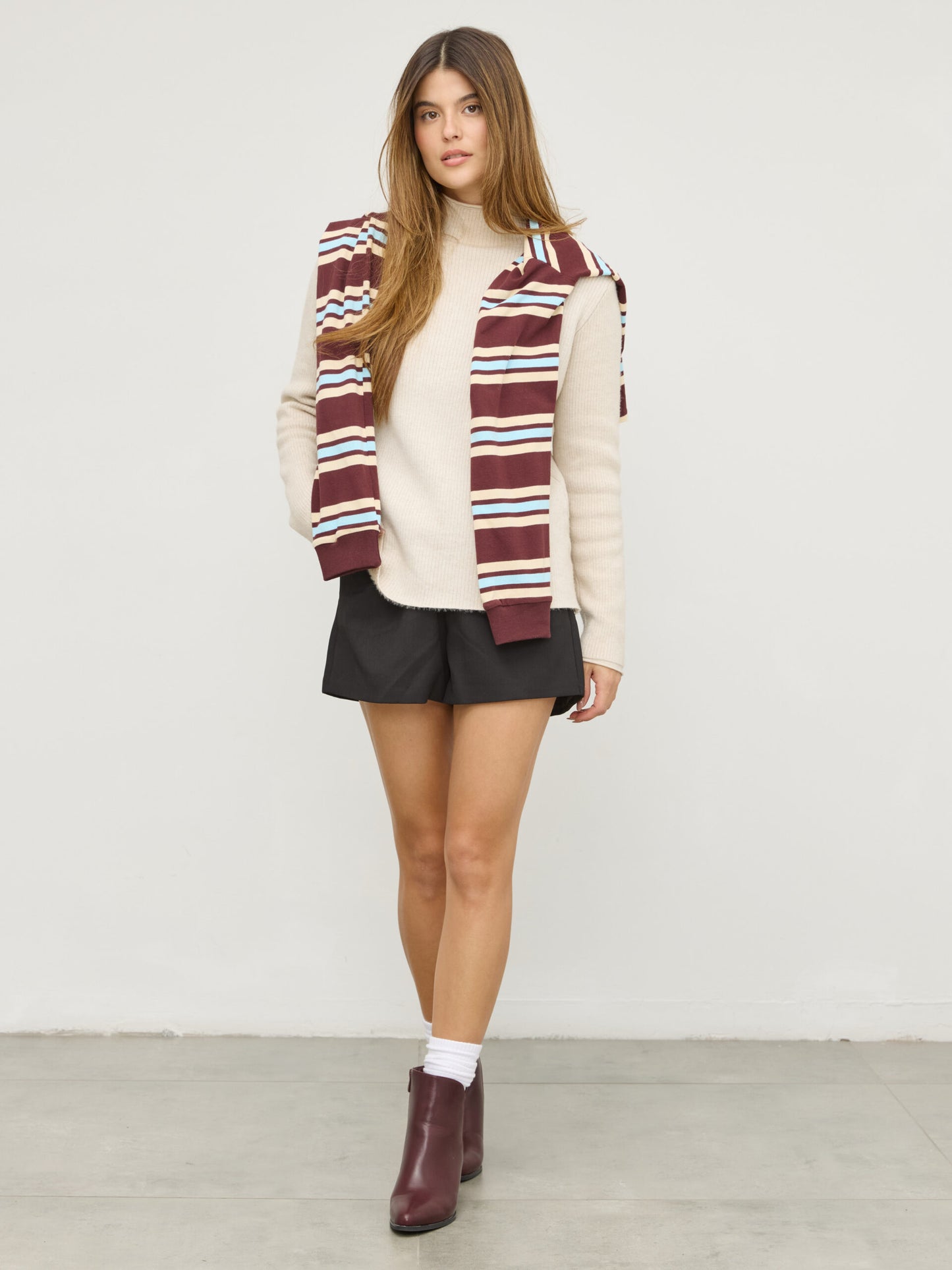 מגפוני עקב בריאנה | בורדו