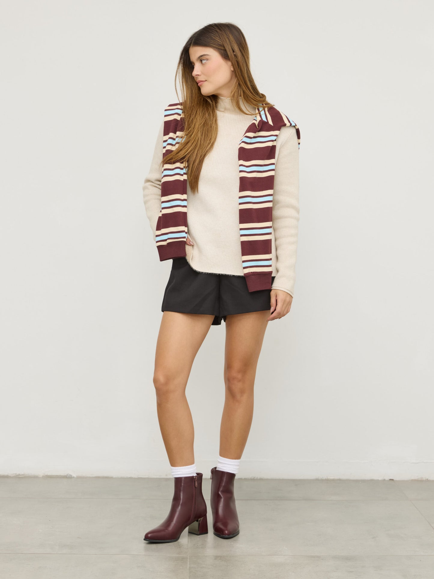 מגפוני עקב בריאנה | בורדו