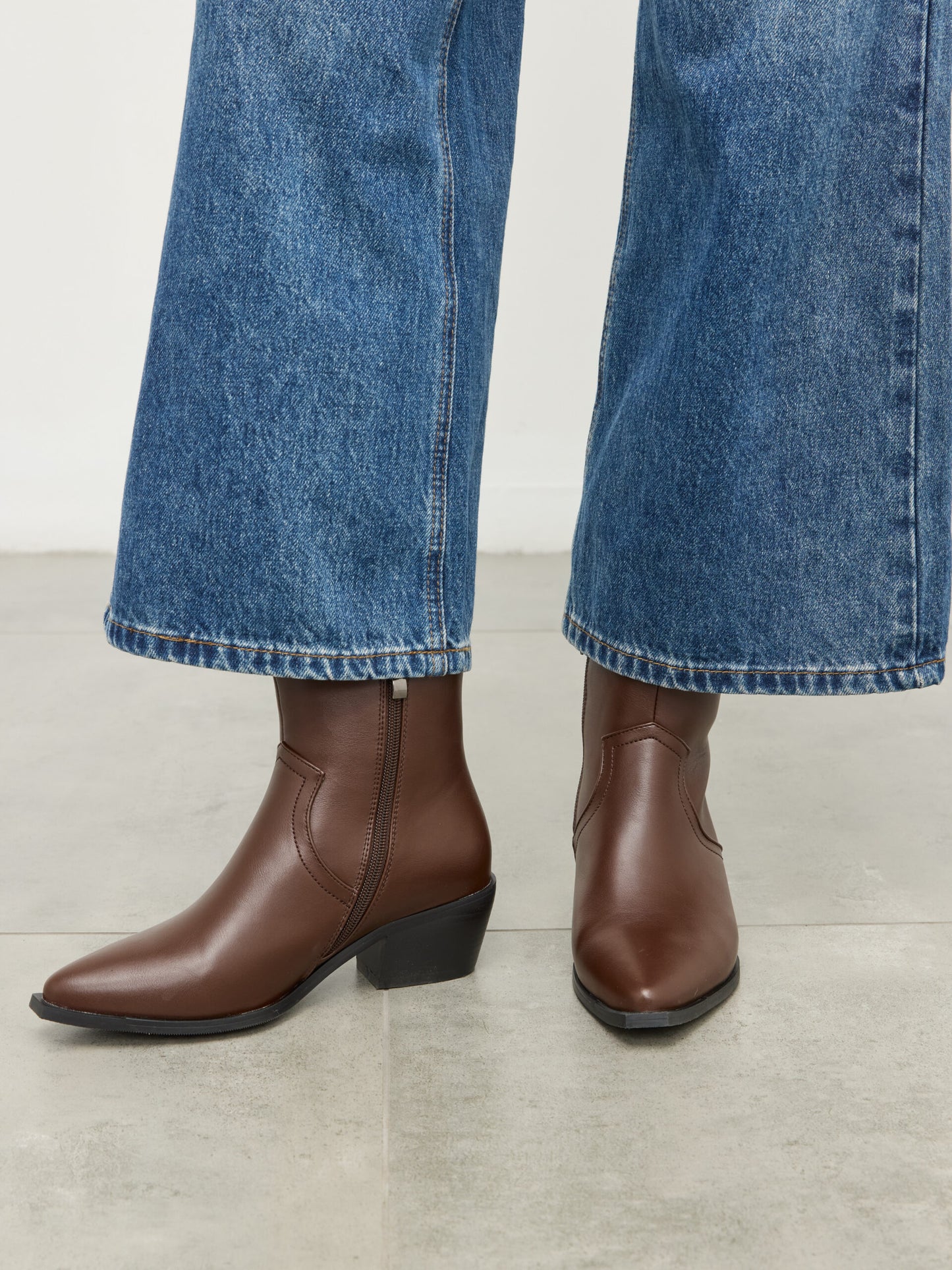 מגפוני שפיץ קליפורד | חום