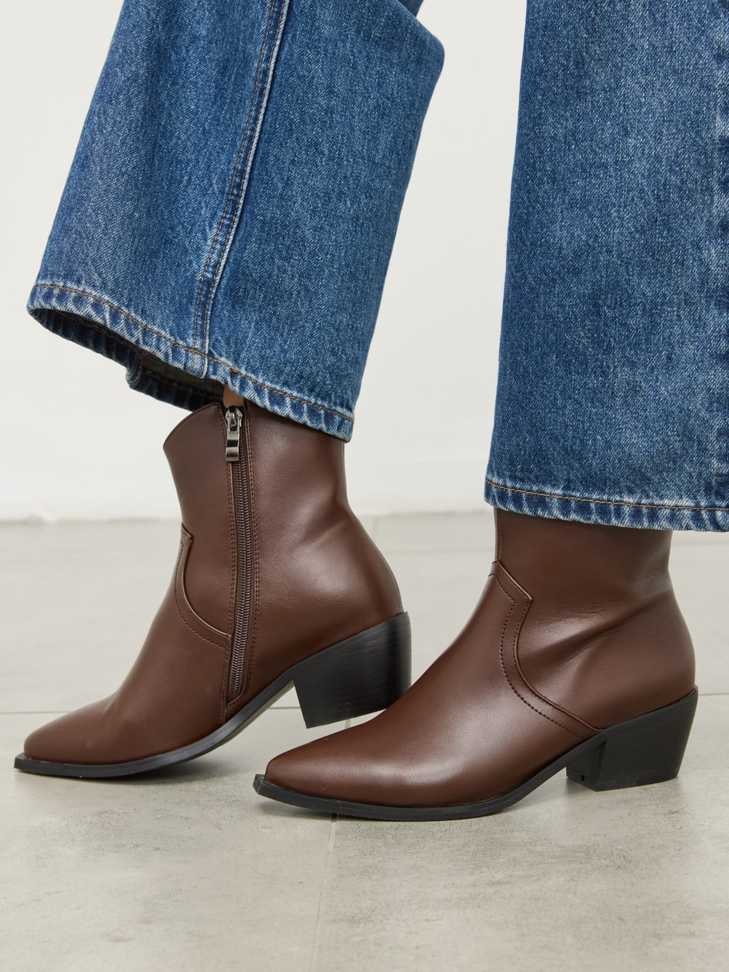 מגפוני שפיץ קליפורד | חום