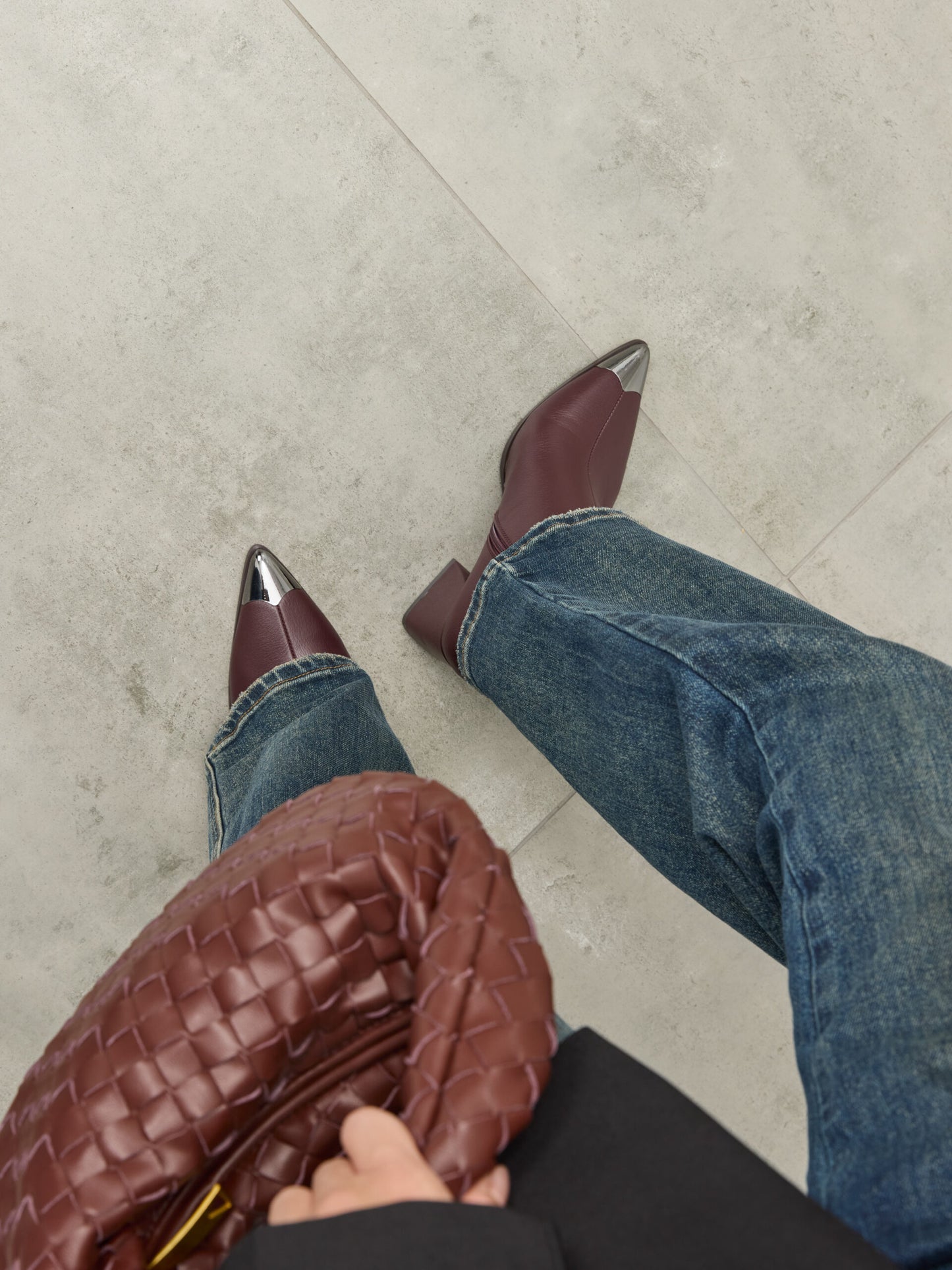 מגפוני עקב שפיץ לורה | בורדו