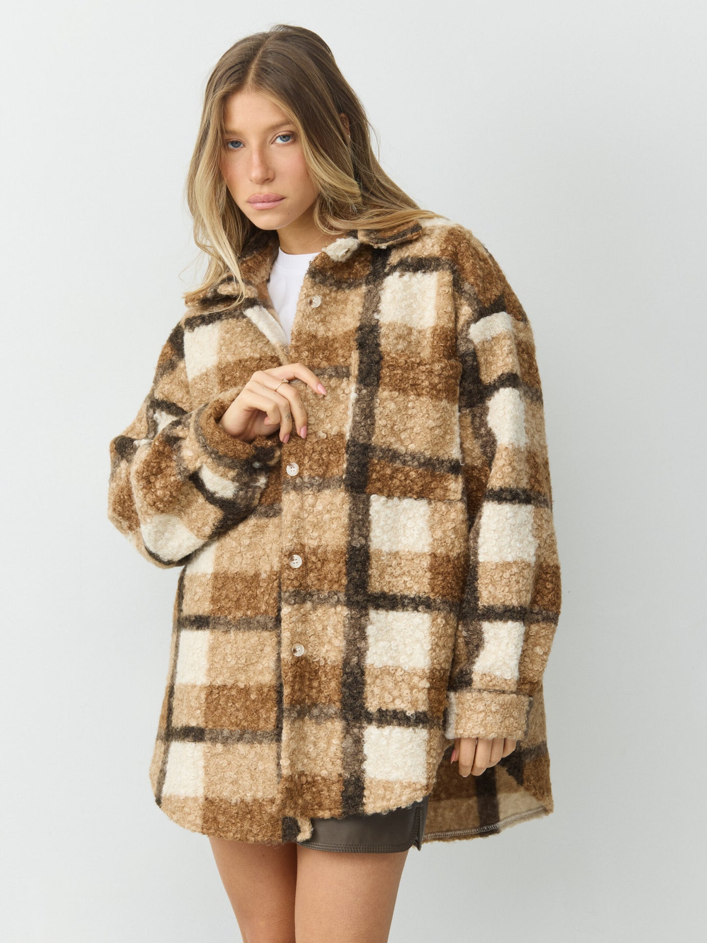 ג'קט דמוי לבד משבצות לוז | חום