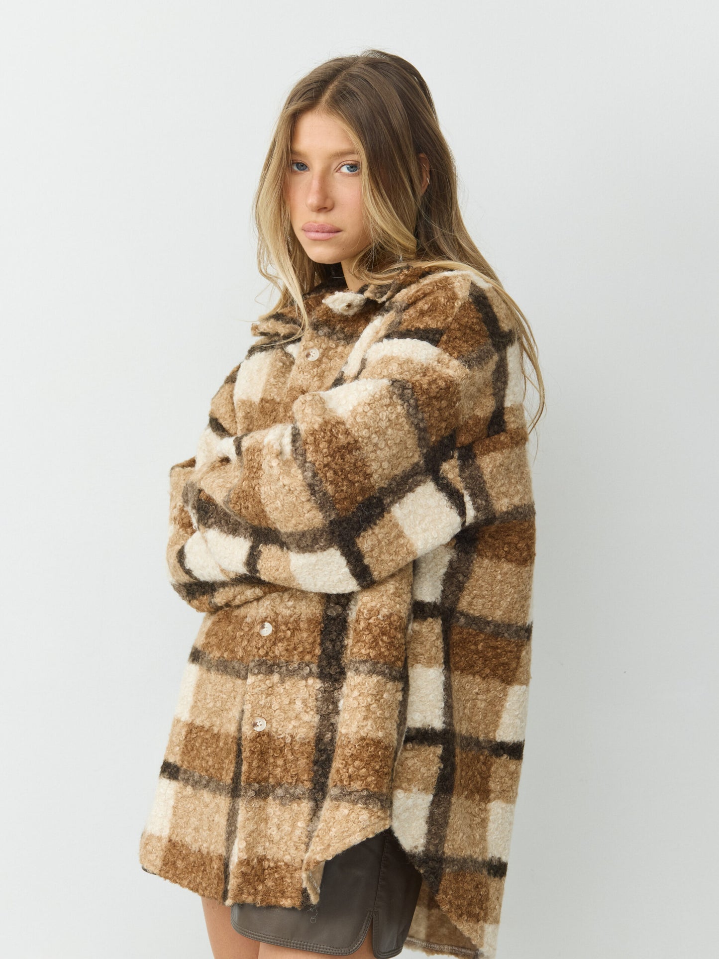 ג'קט דמוי לבד משבצות לוז | חום