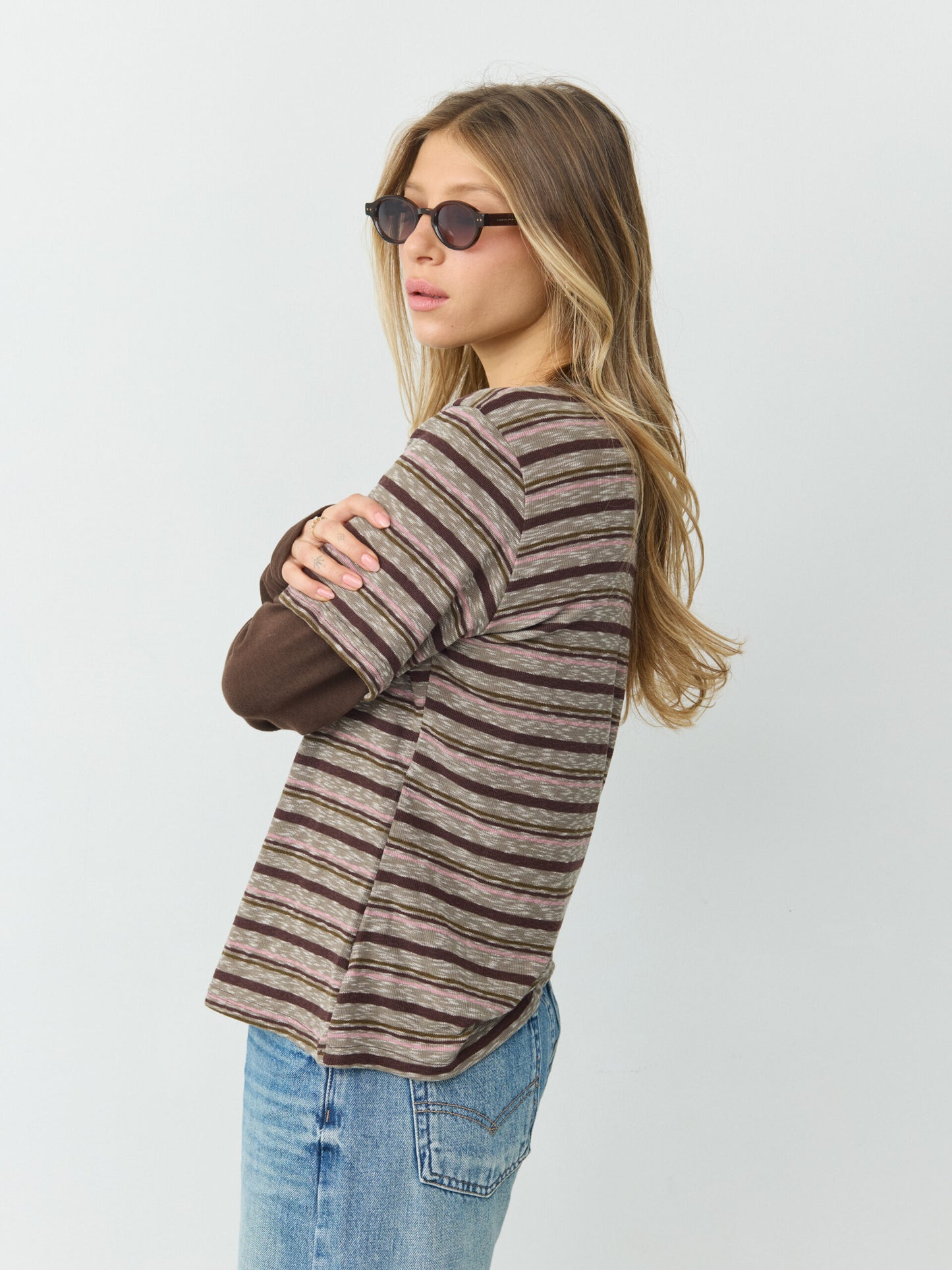 טישירט שתי שכבות פסים מיידן | חום