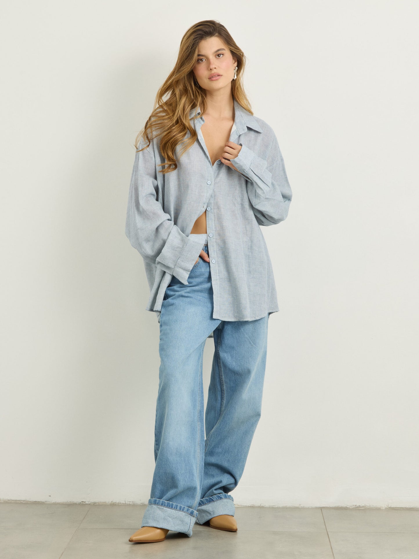 חולצה מכופתרת משבצות היילי | תכלת