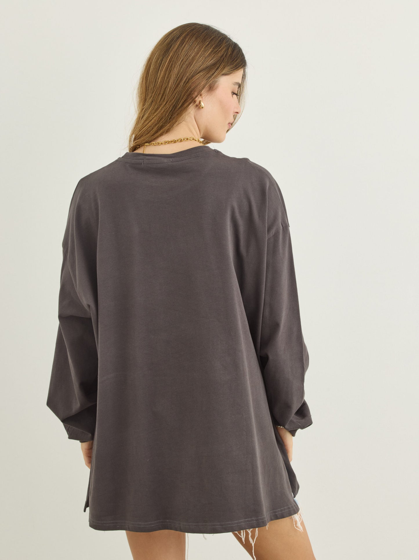 טישירט שרוול ארוך אוברסייז אריקה  | אפור