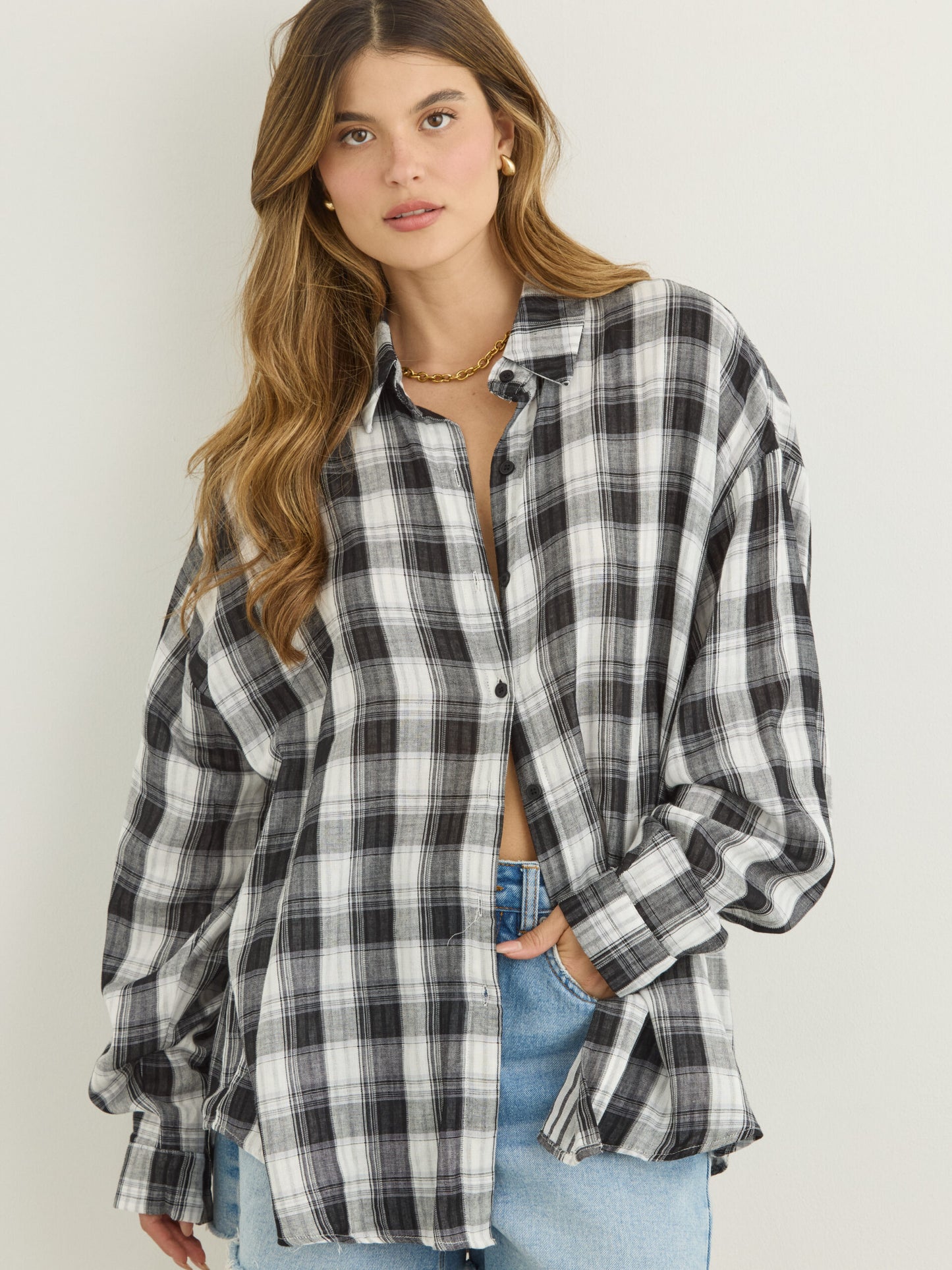 חולצה מכופתרת משבצות דרי | שחור