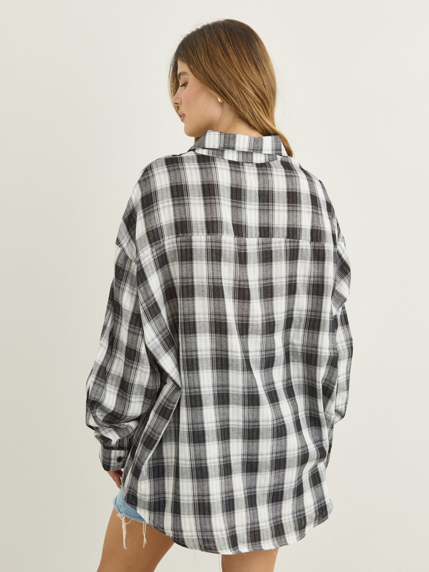 חולצה מכופתרת משבצות דרי | שחור