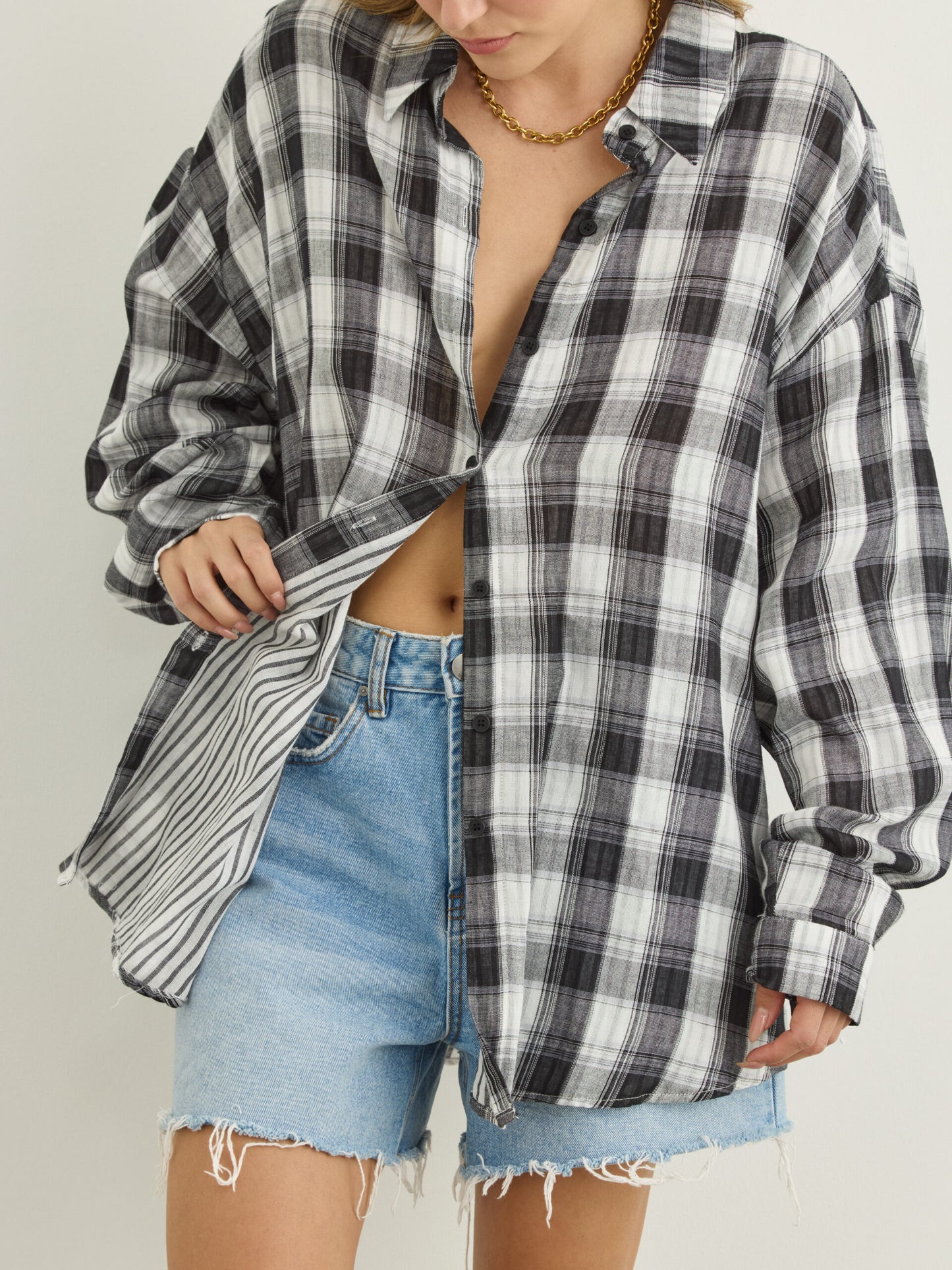 חולצה מכופתרת משבצות דרי | שחור