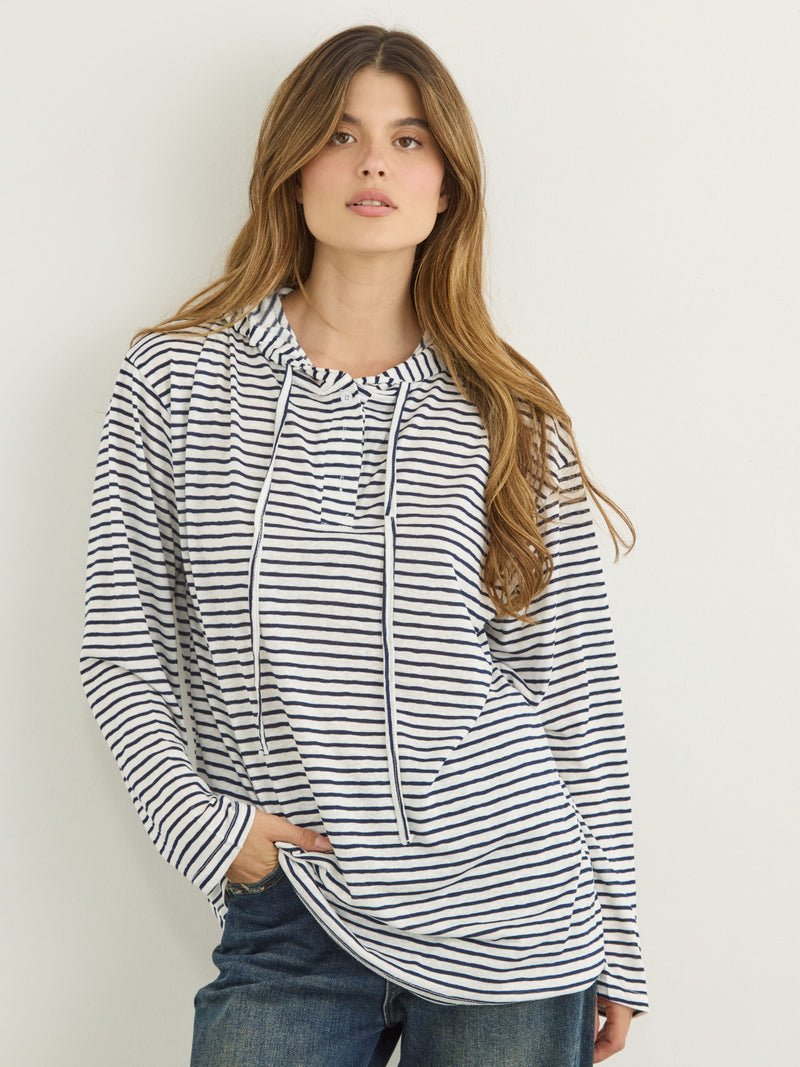 חולצת קפוצ'ון פסים גבי | כחול