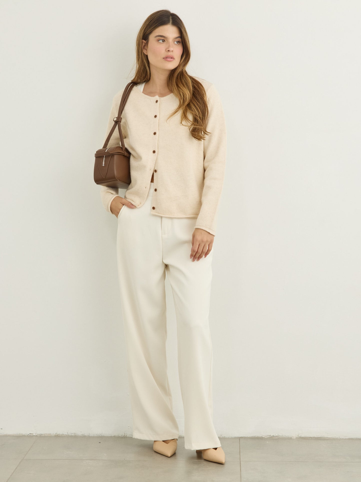 מכנסיים ארוכים מחוייטים גארט | שמנת