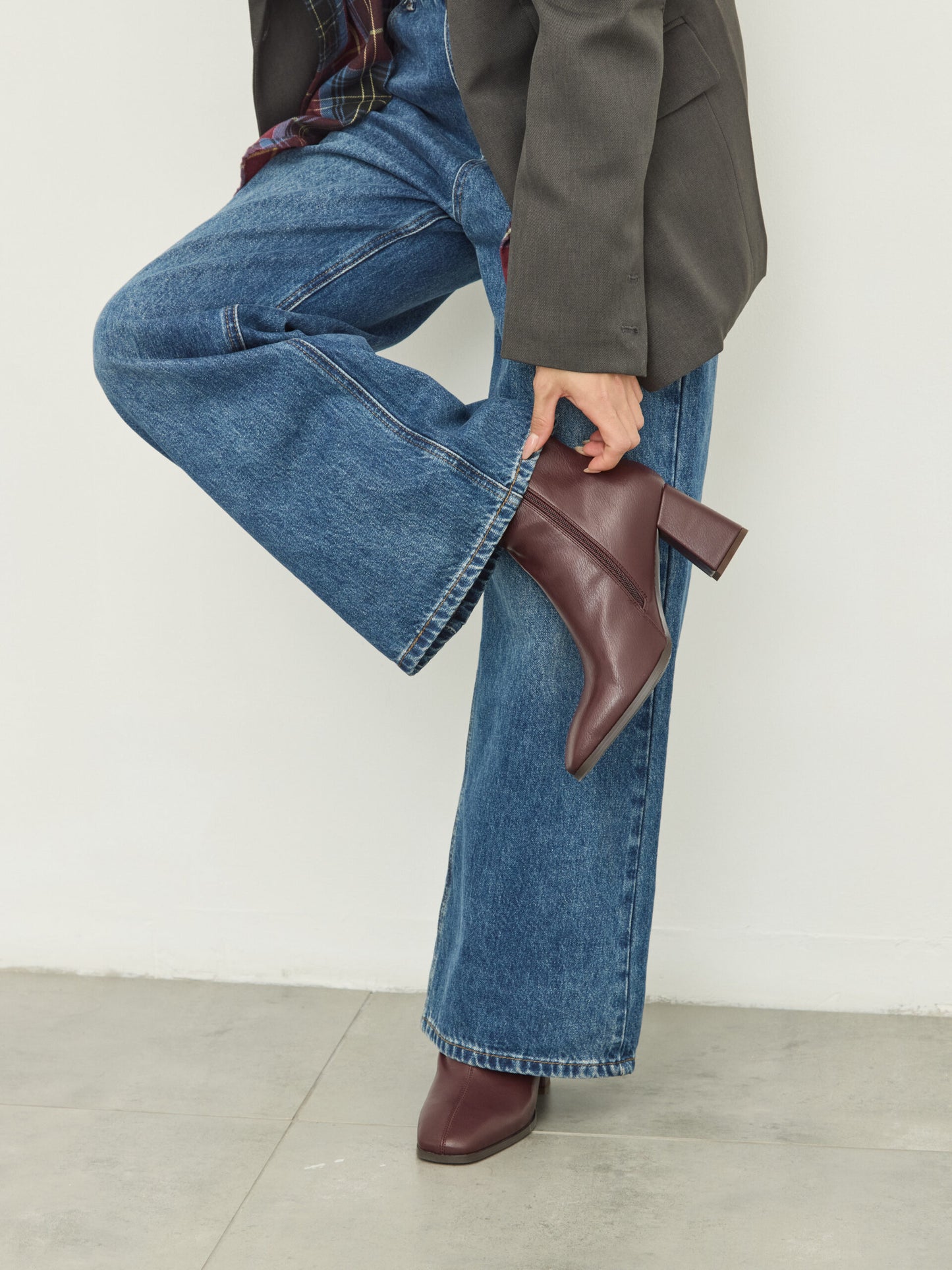 מגפוני עקב ליזי | בורדו