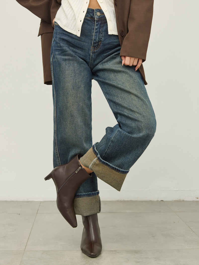 מגפוני עקב שפיץ פלר | חום